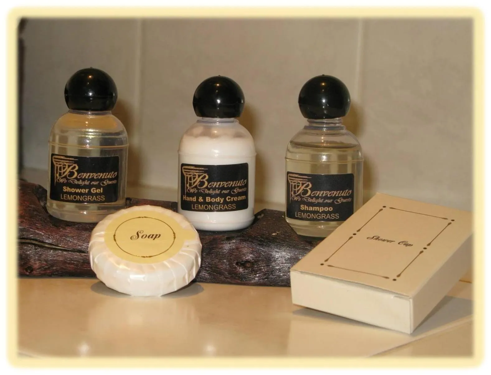 Restaurant/places to eat in Benvenuto Hotel & Conference Centre