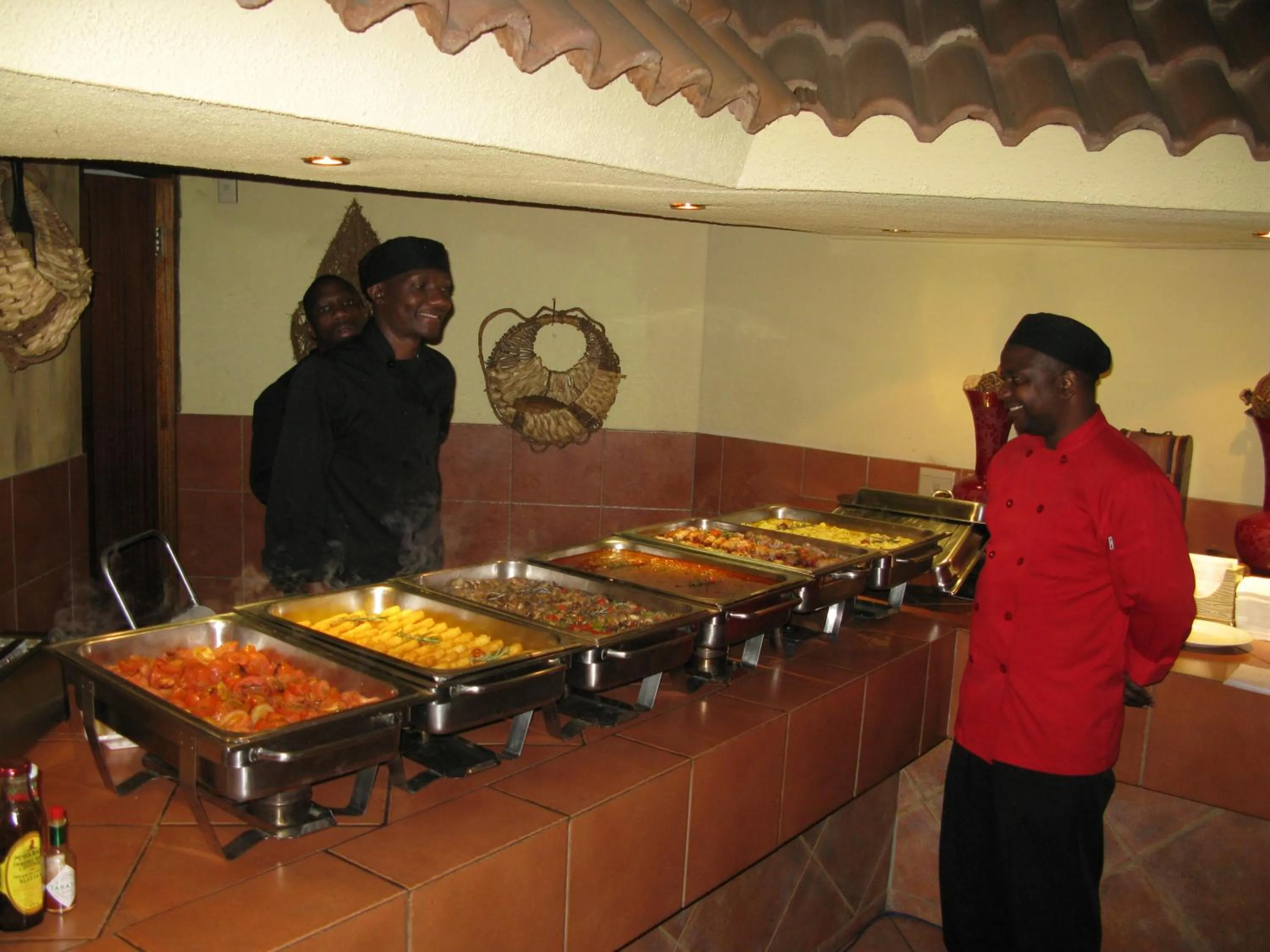 Restaurant/places to eat in Benvenuto Hotel & Conference Centre