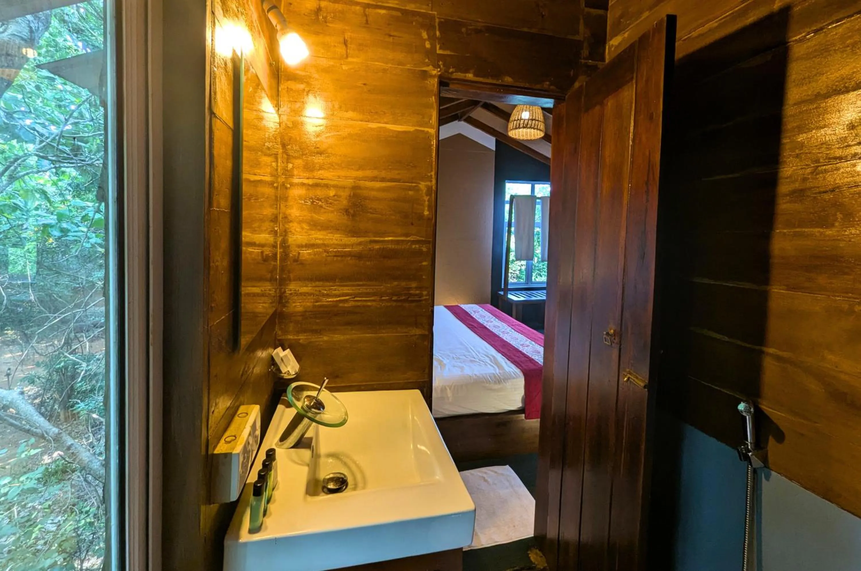 Bathroom in Pinthaliya Resort