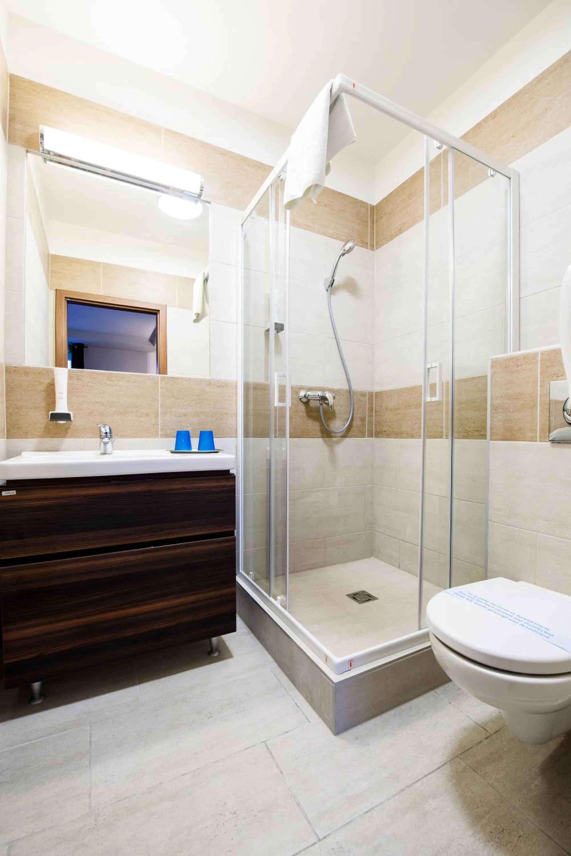 Bathroom in Hotel Garzon Plaza