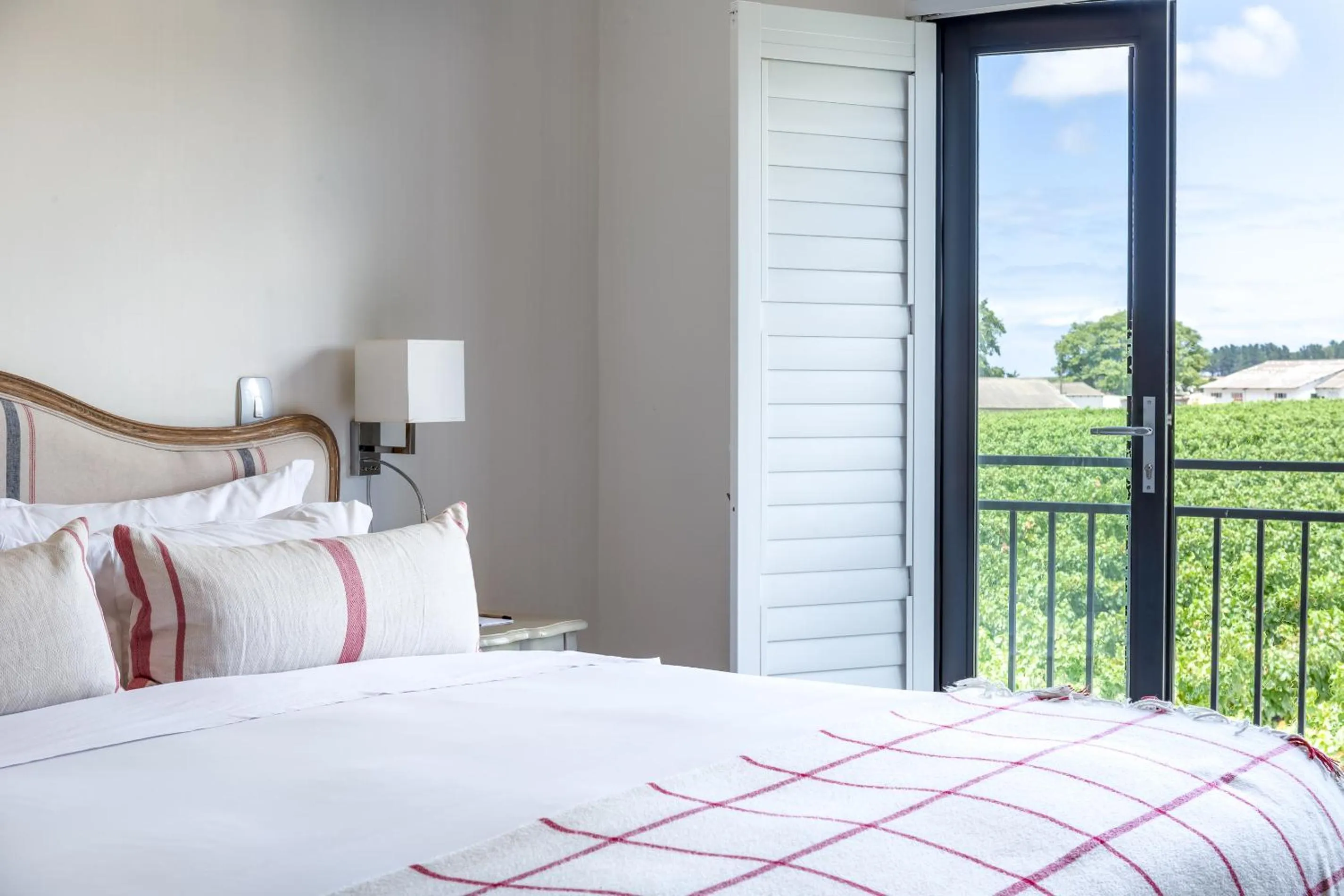 Bed in Wedgeview Country House & Spa