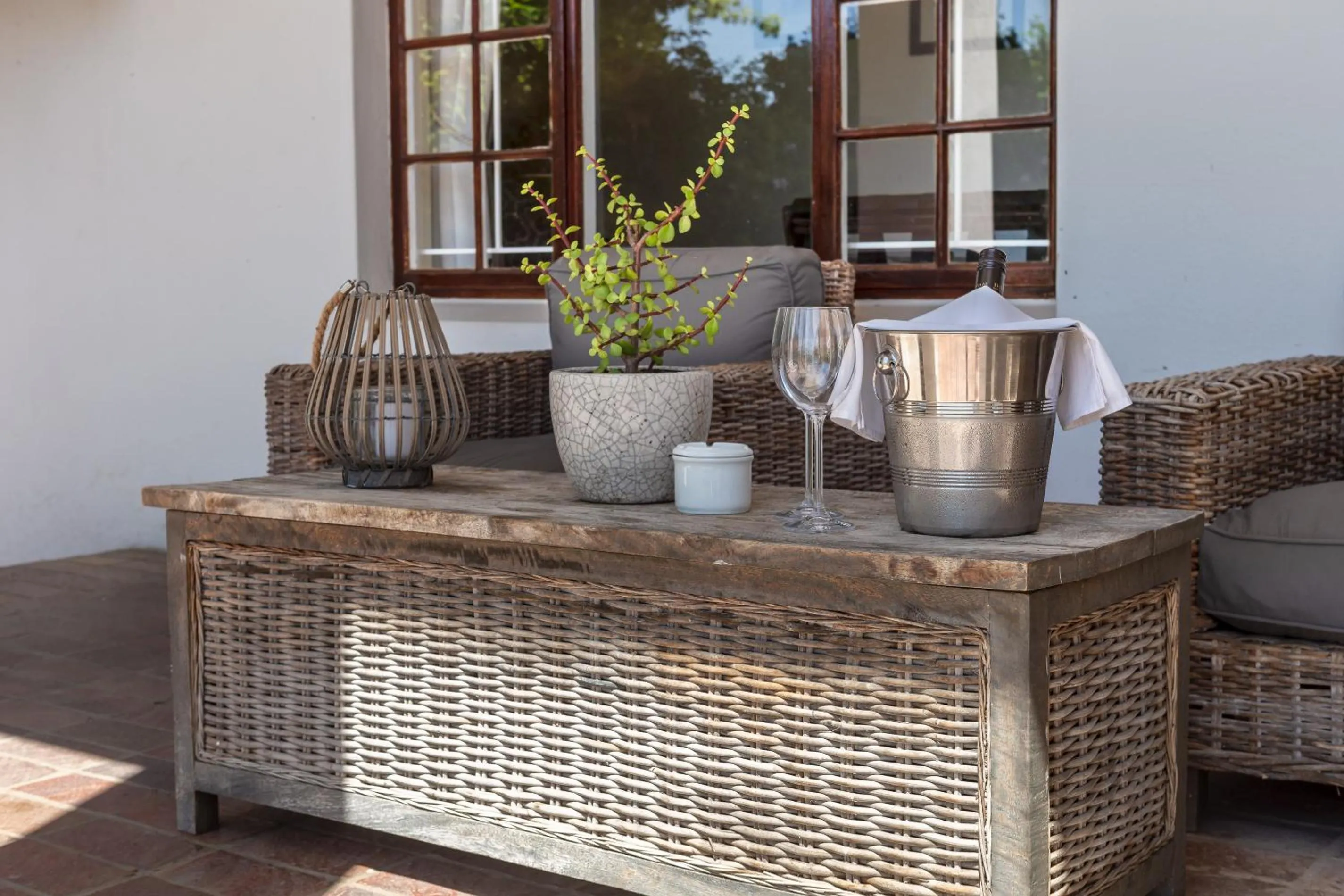 Patio in Wedgeview Country House & Spa