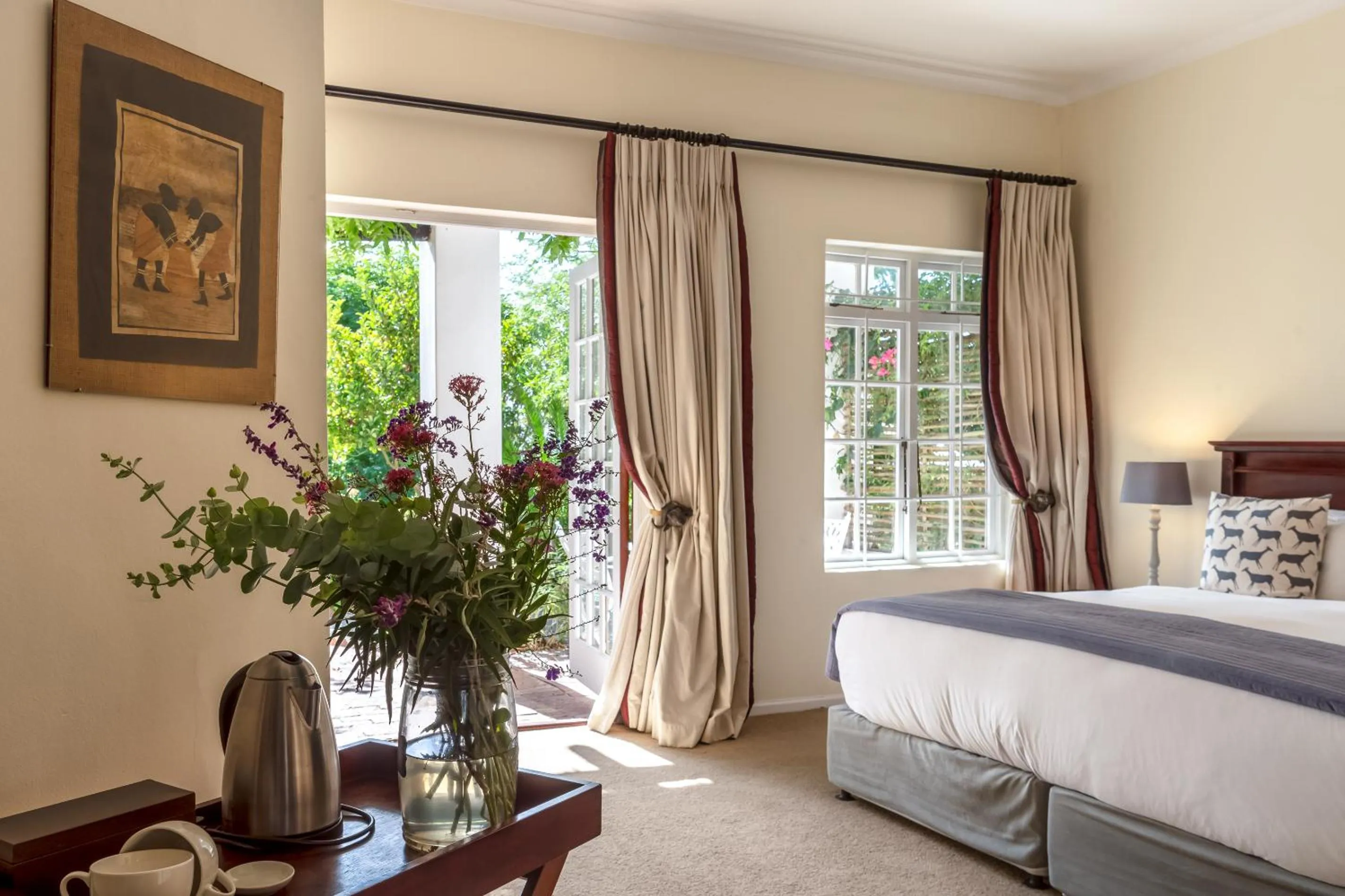 Bedroom, Bed in Wedgeview Country House & Spa