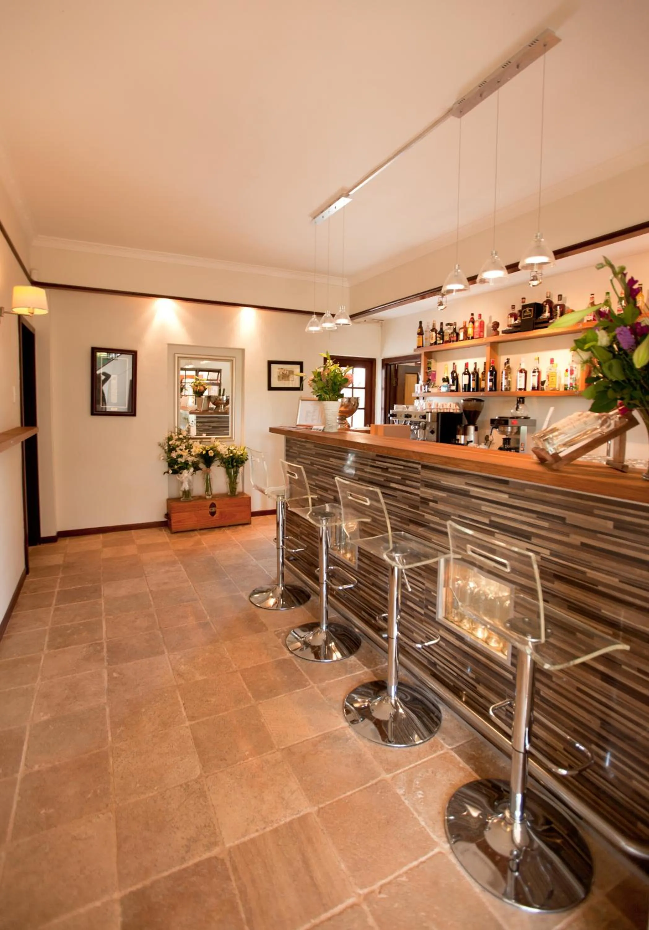 Lounge or bar in Wedgeview Country House & Spa