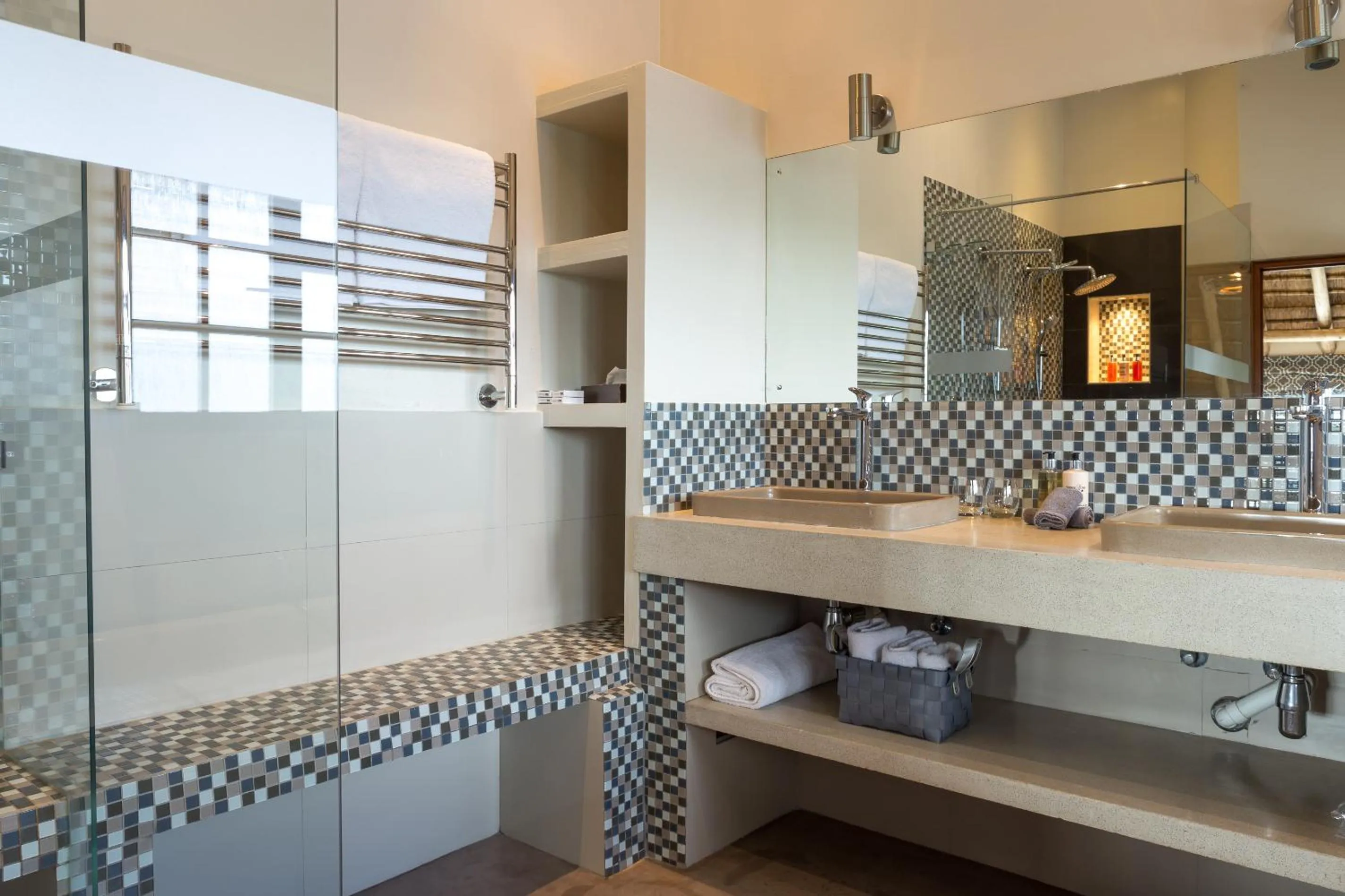 Bathroom in Wedgeview Country House & Spa