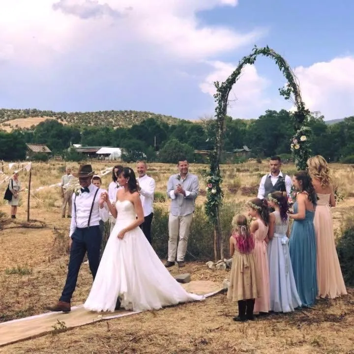 Taos Goji Farm & Eco-Lodge Retreat