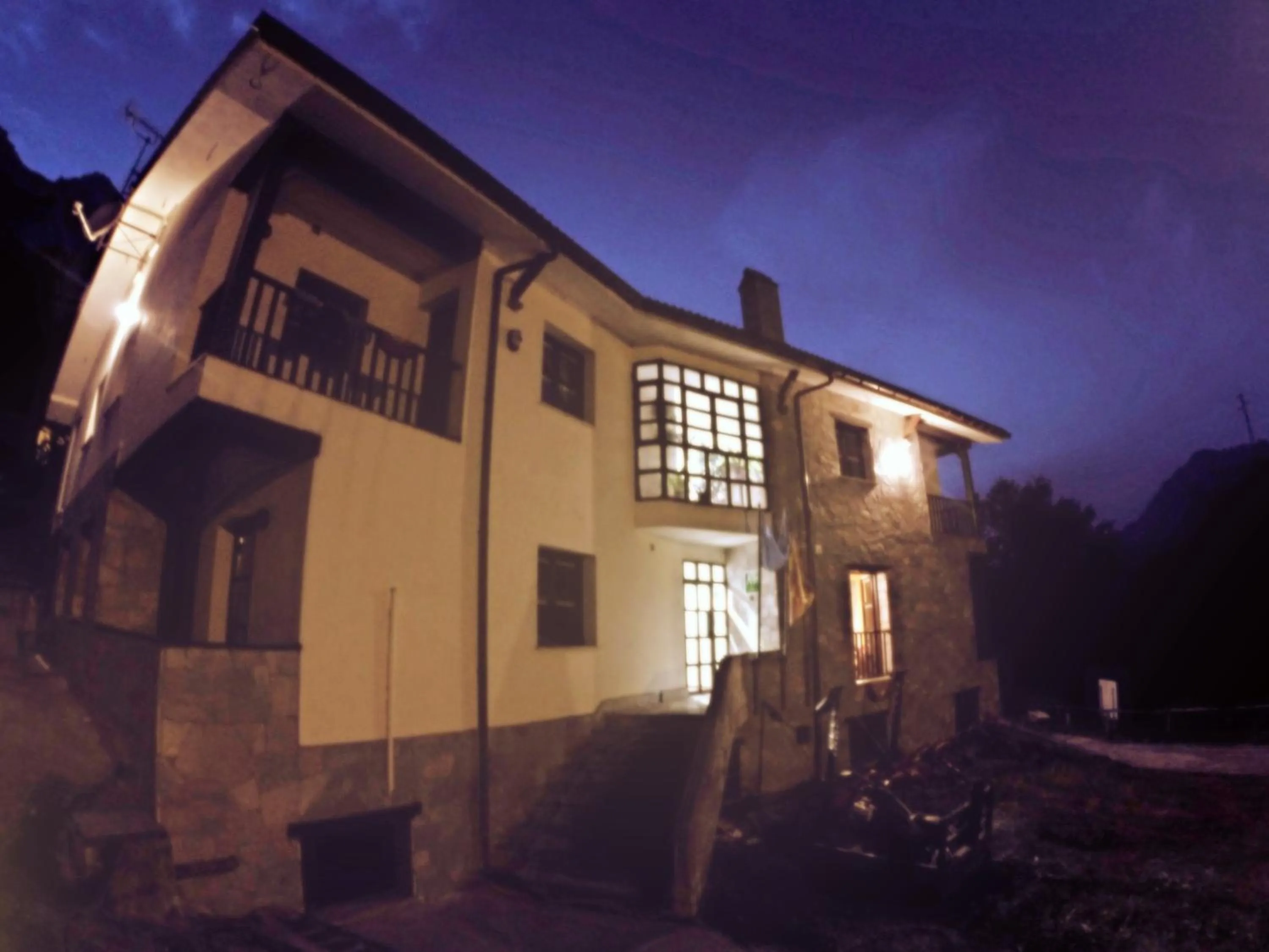 Facade/entrance in El Mirador Del Parque