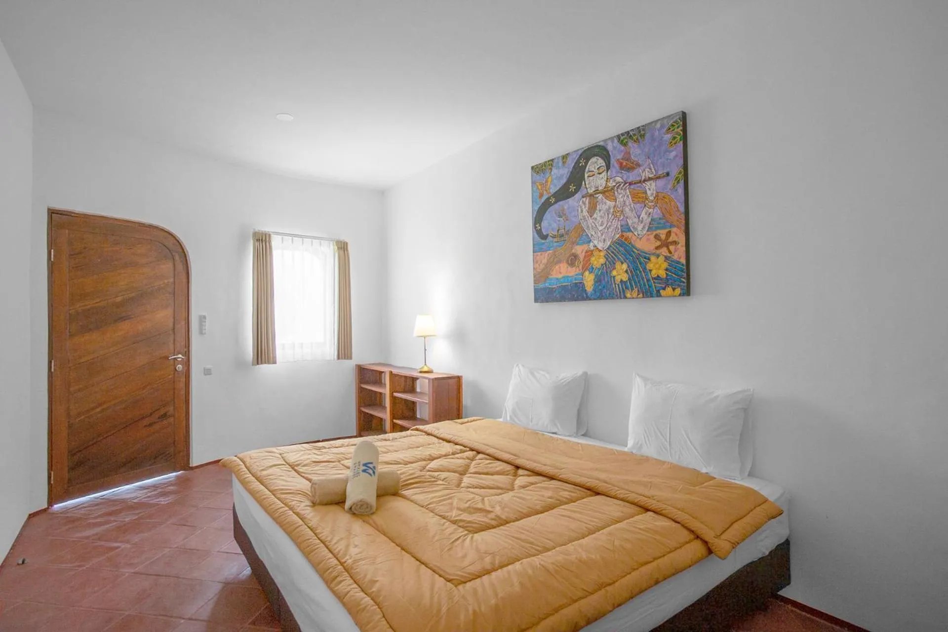 Bed in Whales and Waves