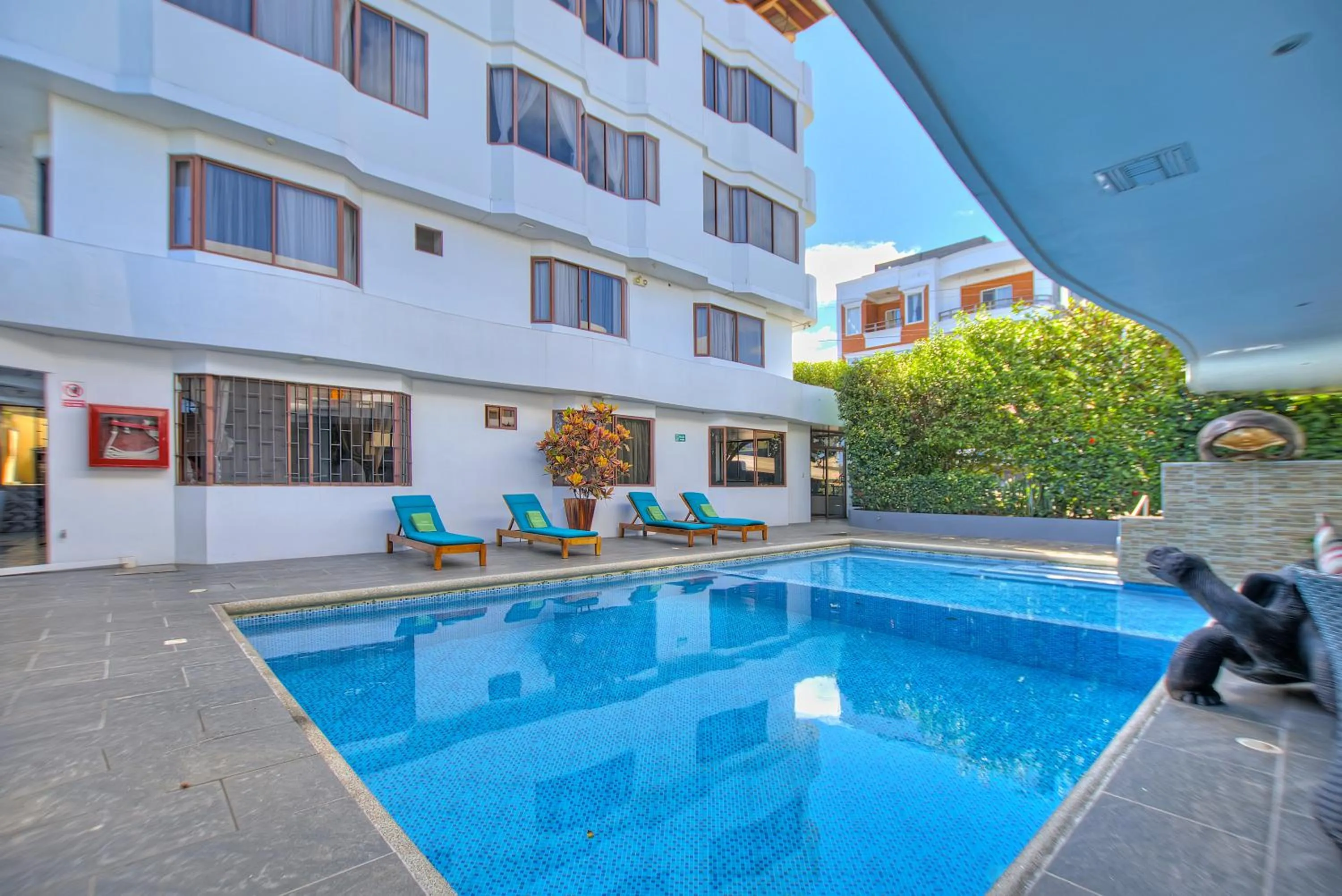 Pool view in El Descanso del Guia