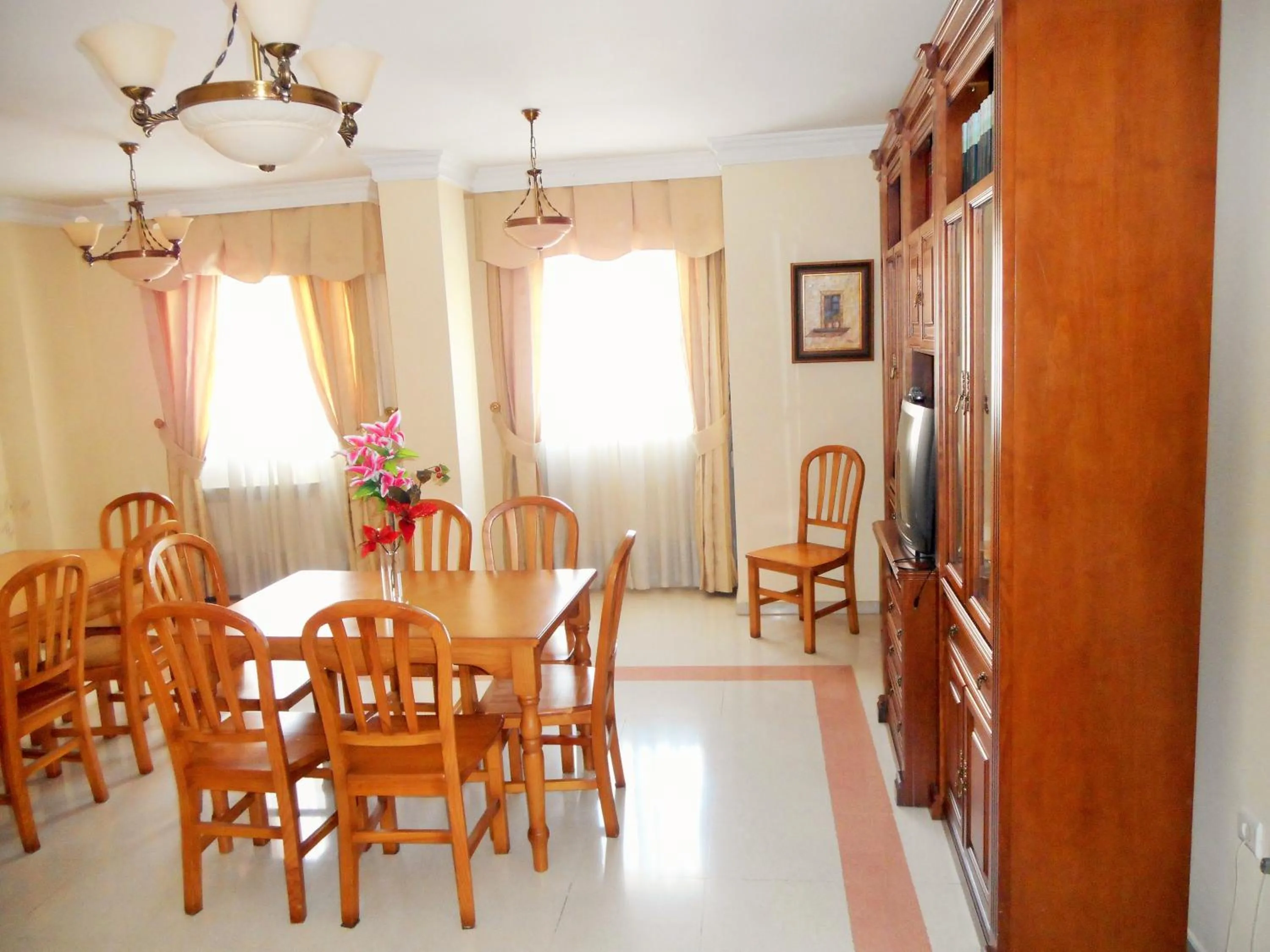 Dining area in Martin House & Granada