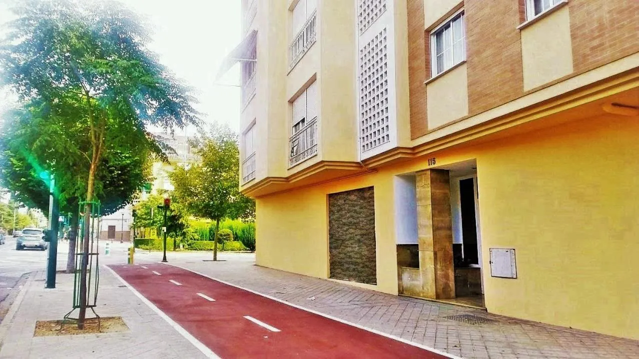 Facade/entrance in Martin House & Granada