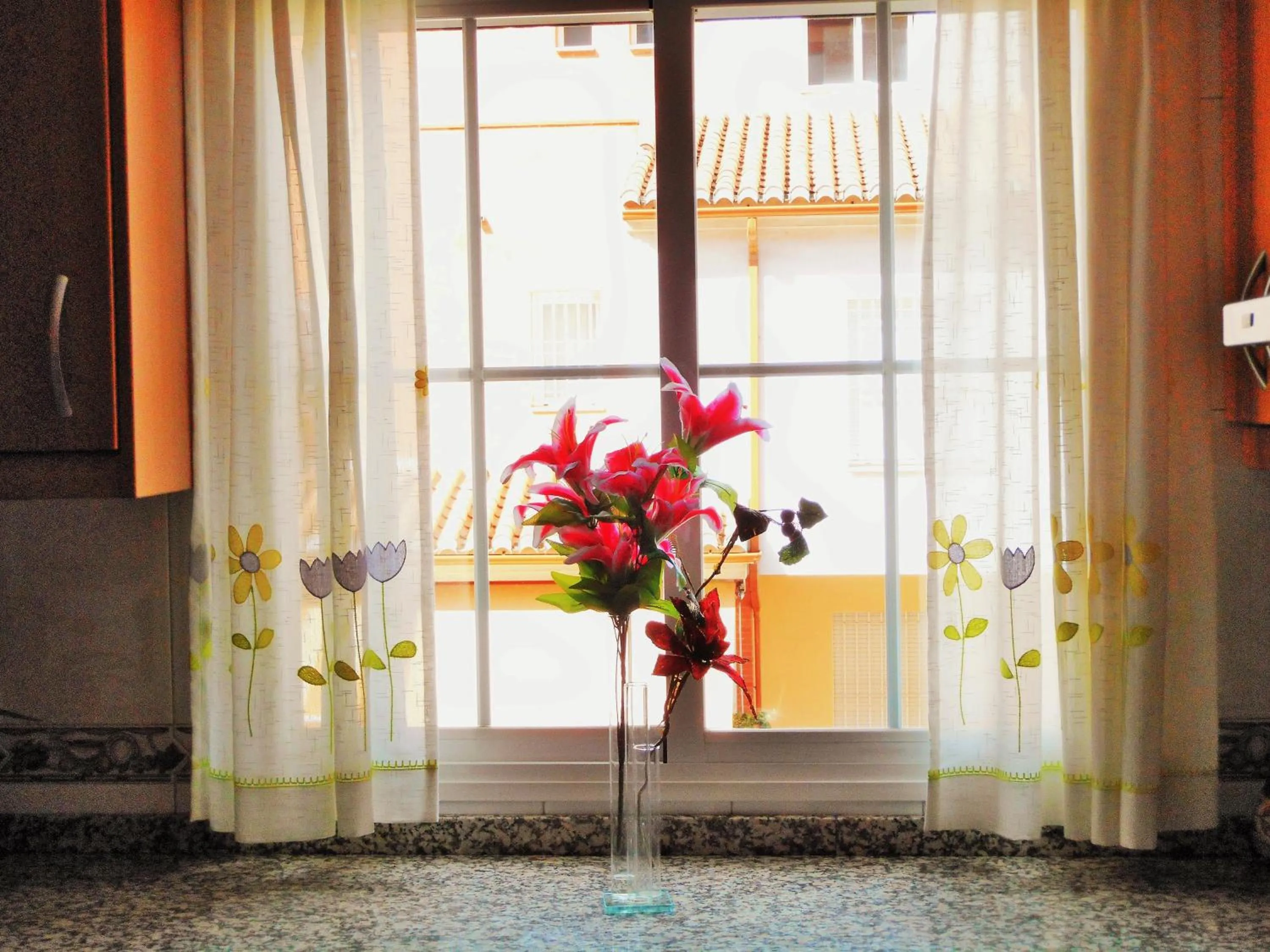 Communal lounge/ TV room in Martin House & Granada