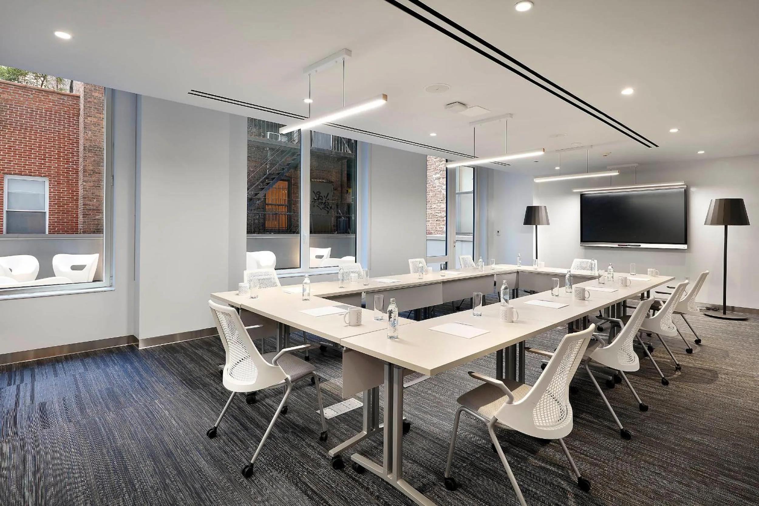 Meeting/conference room in INNSiDE by Meliá New York Nomad