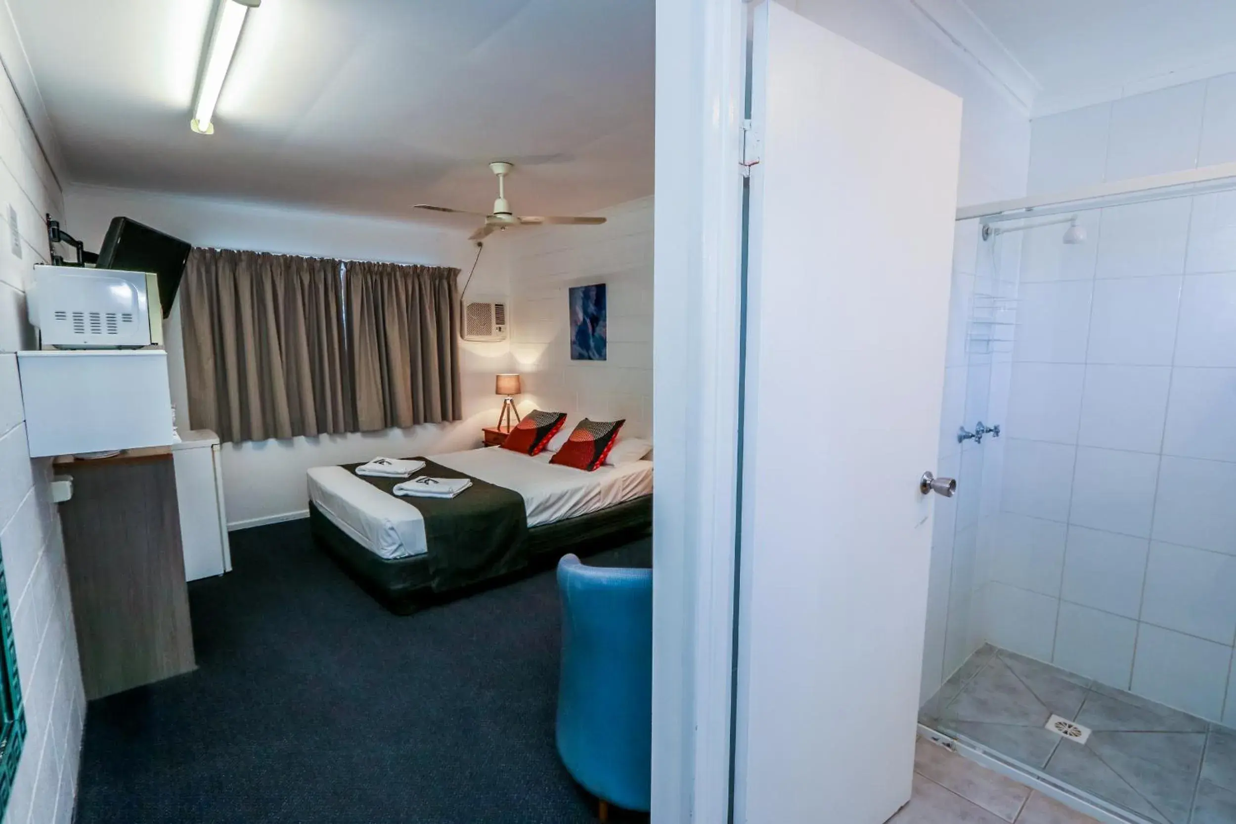 Queen Room in Miriam Vale Motel Queen Room in Miriam Vale Motel