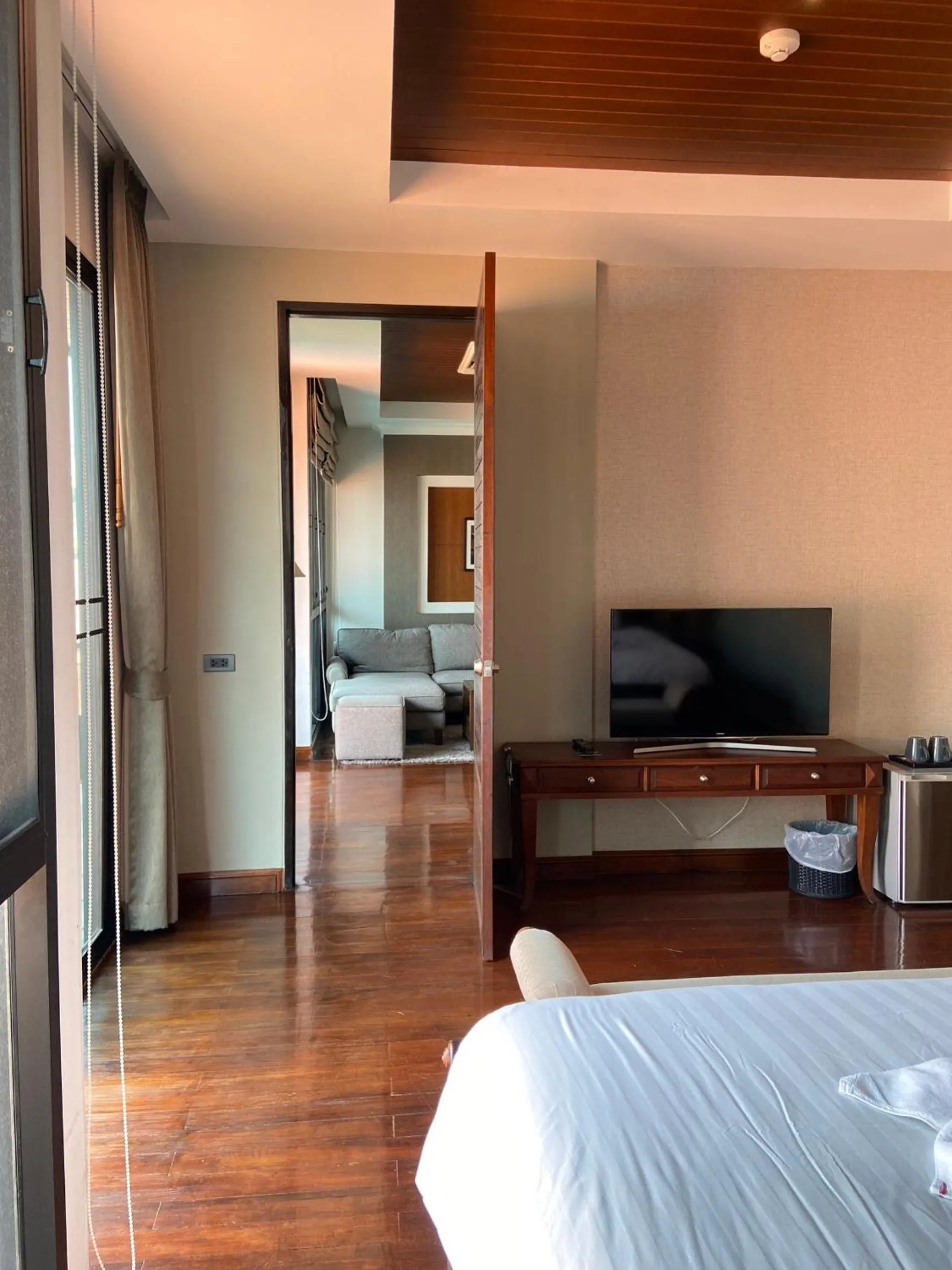 Bed in Yotaka Bangkok Hotel