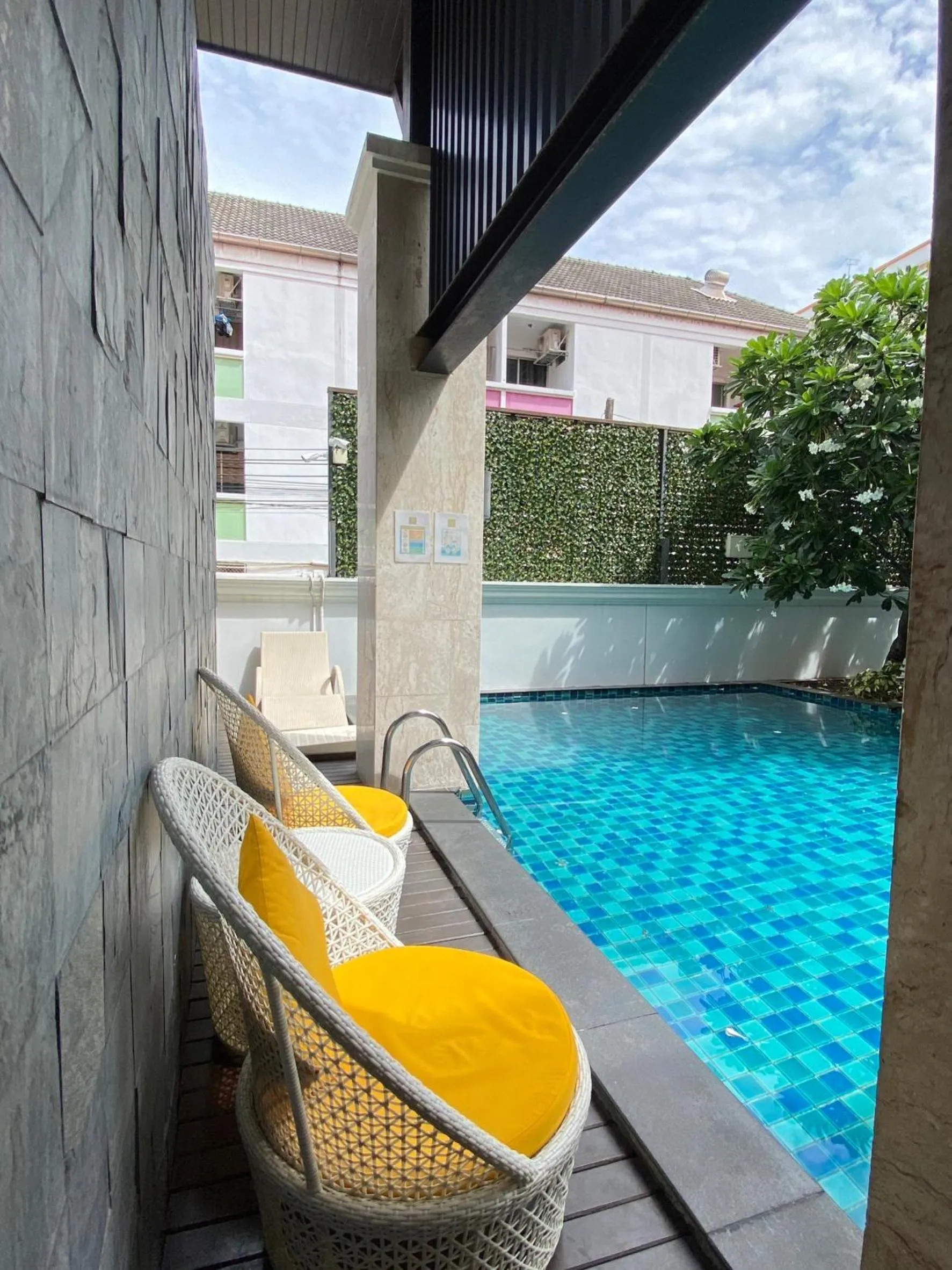 Yotaka Bangkok Hotel