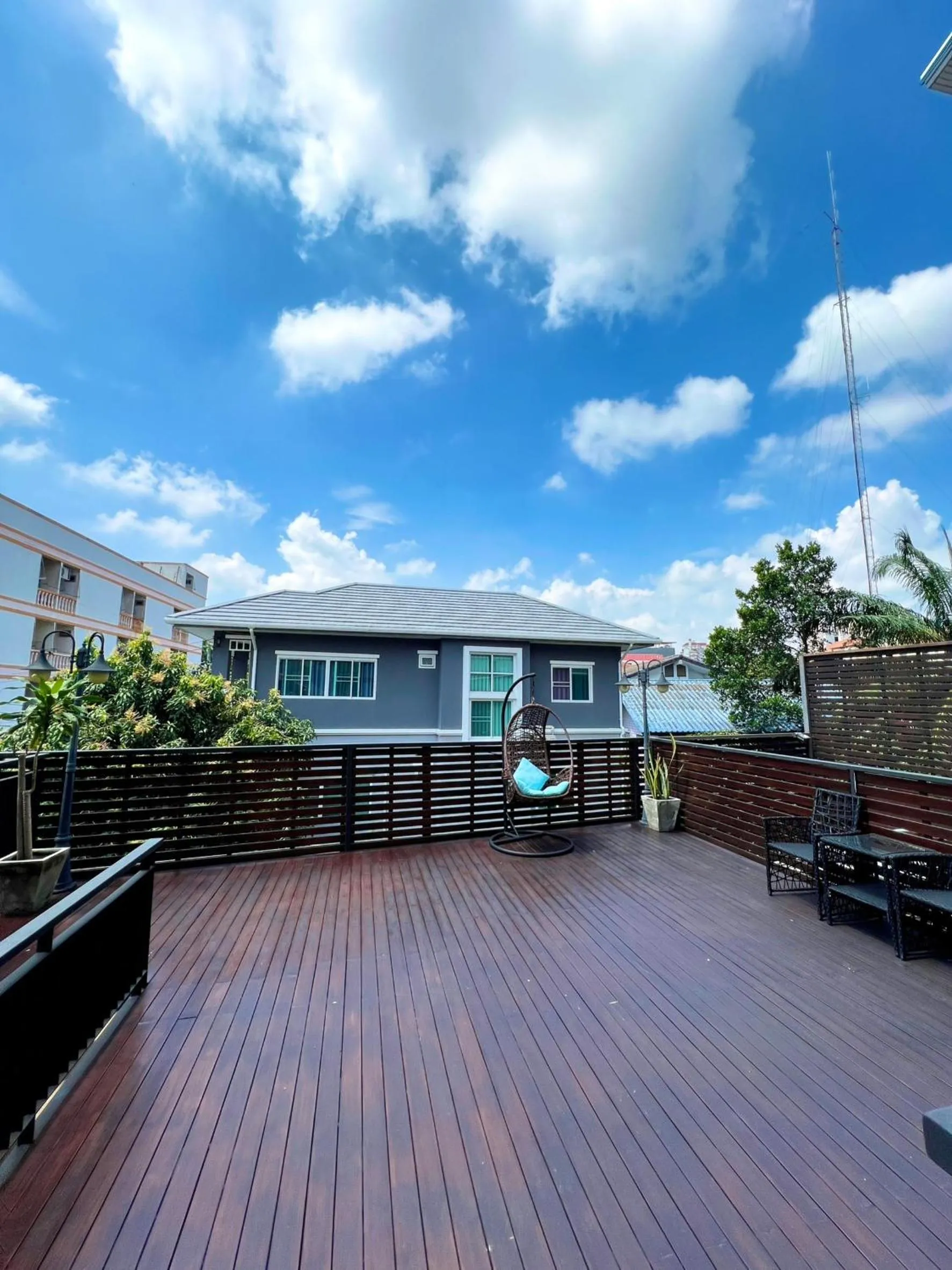 Yotaka Bangkok Hotel