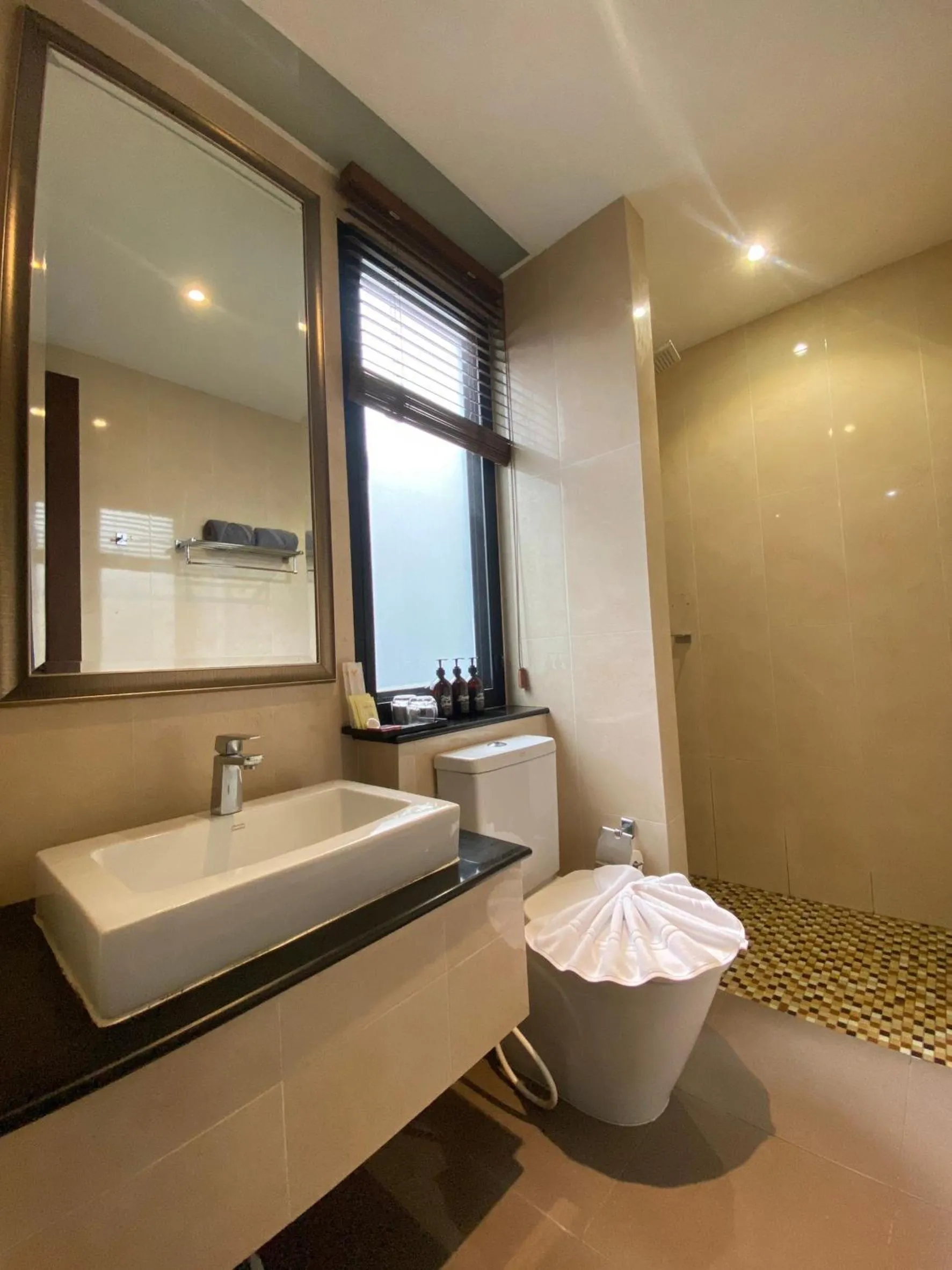 Yotaka Bangkok Hotel