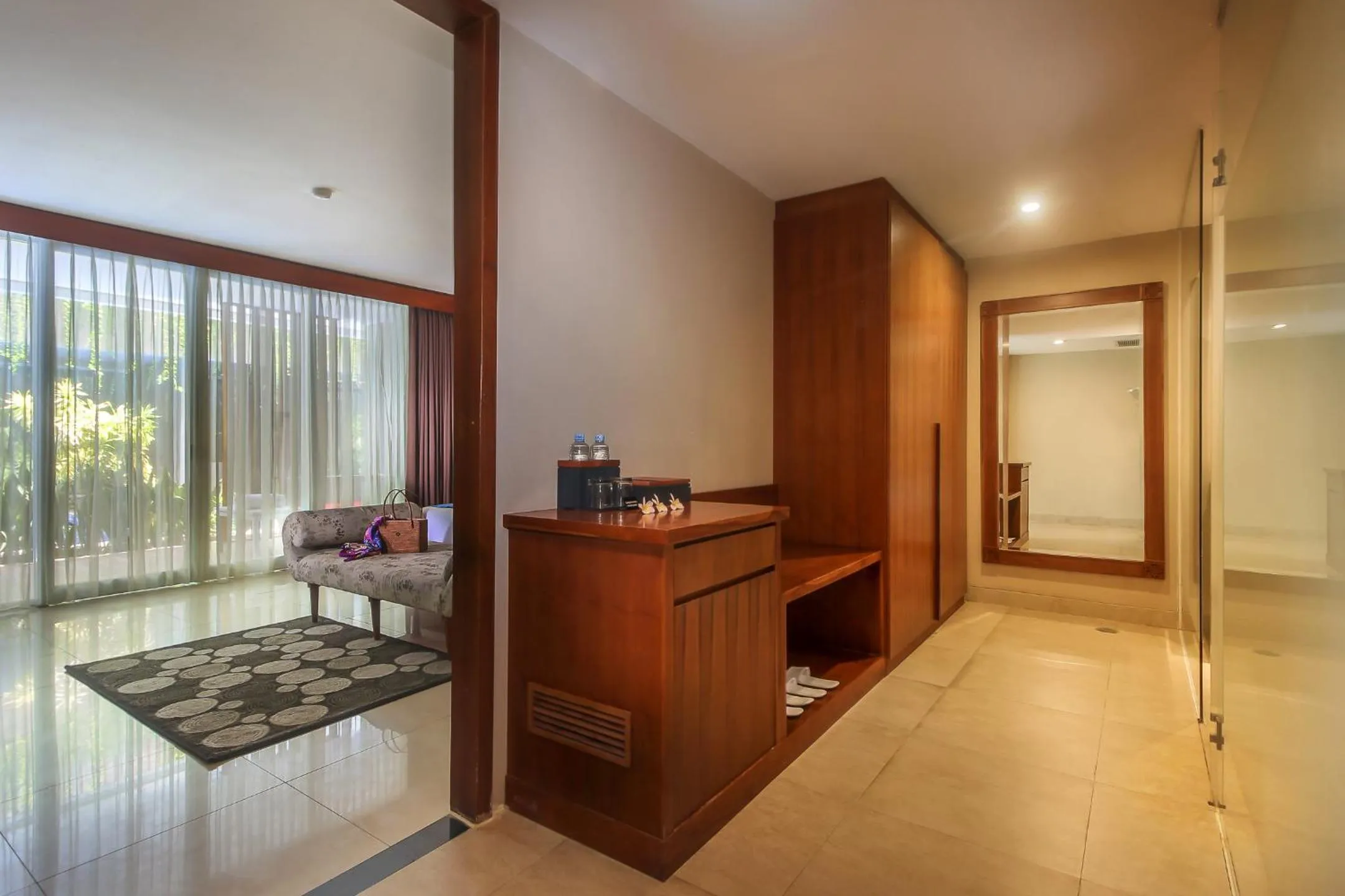 wardrobe in d'Nusa Beach Club and Resort