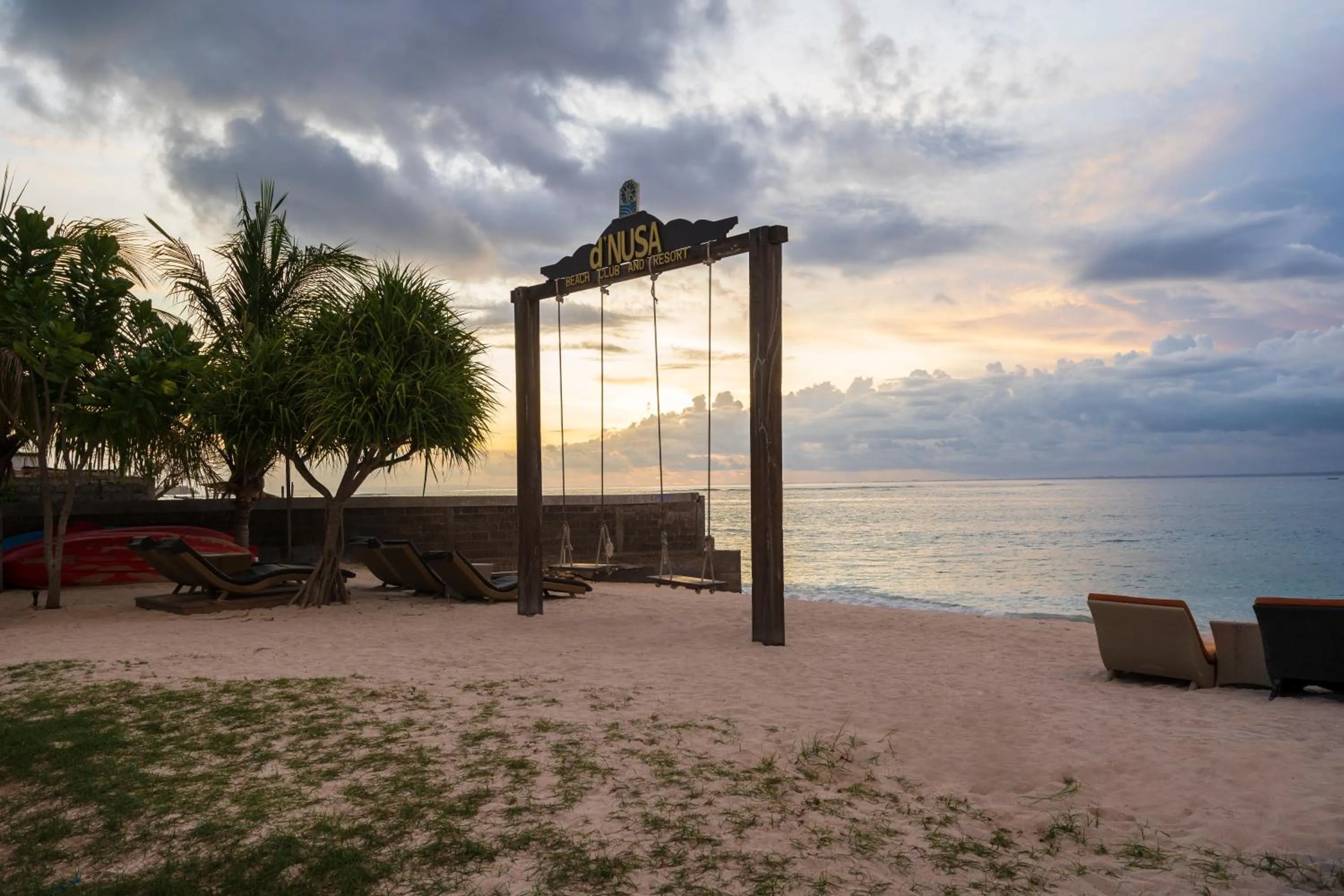 Beach in d'Nusa Beach Club and Resort