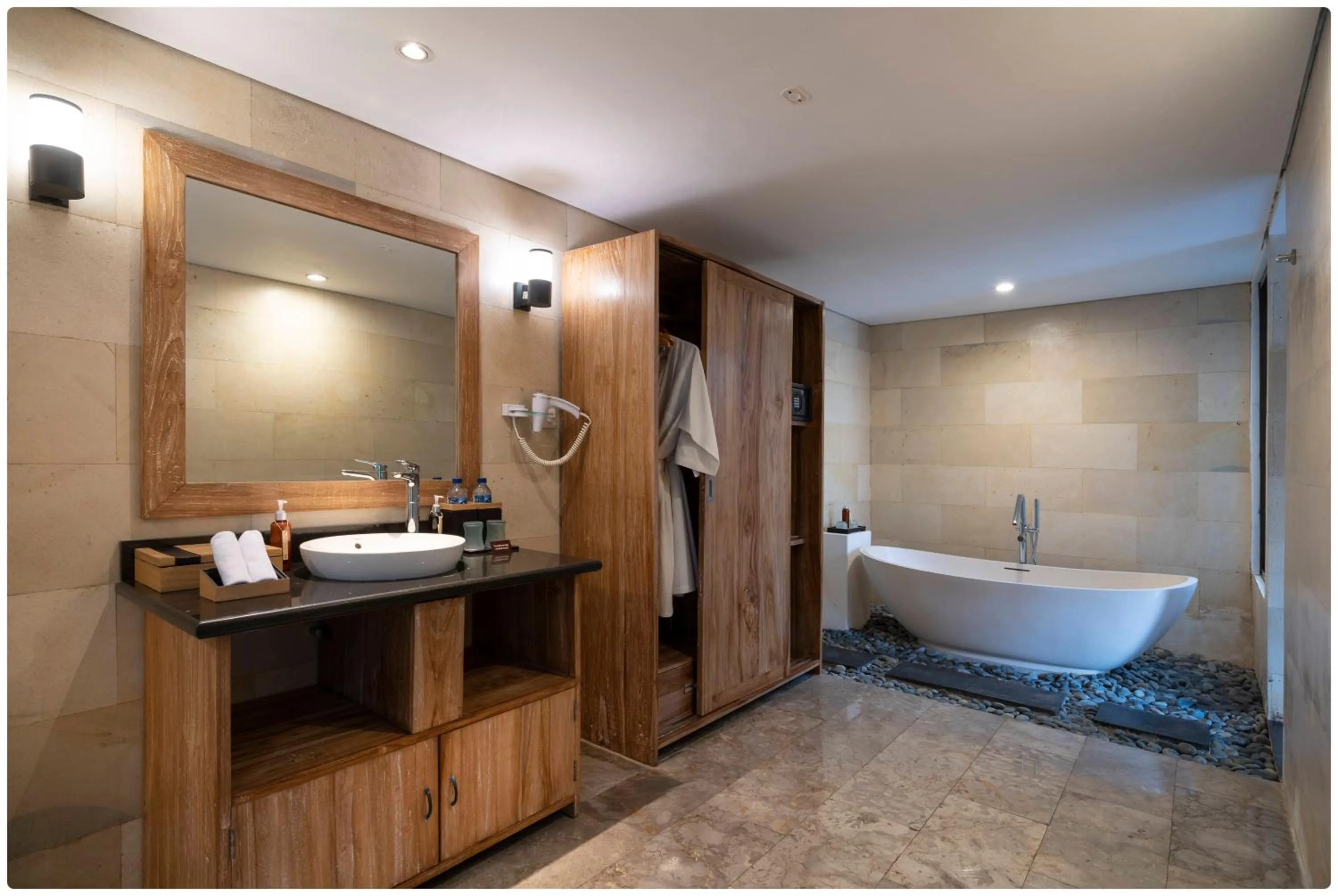 Bathroom in d'Nusa Beach Club and Resort
