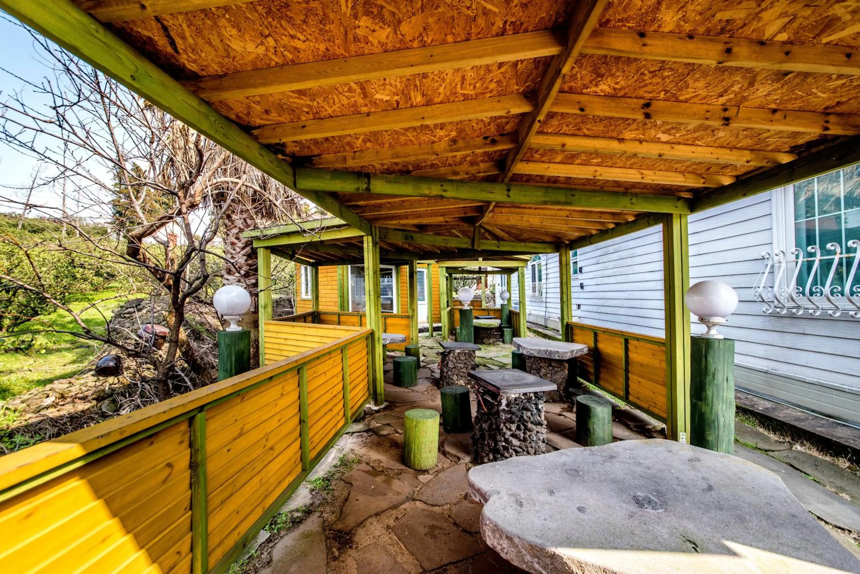 BBQ facilities in Jeju Hue Pension