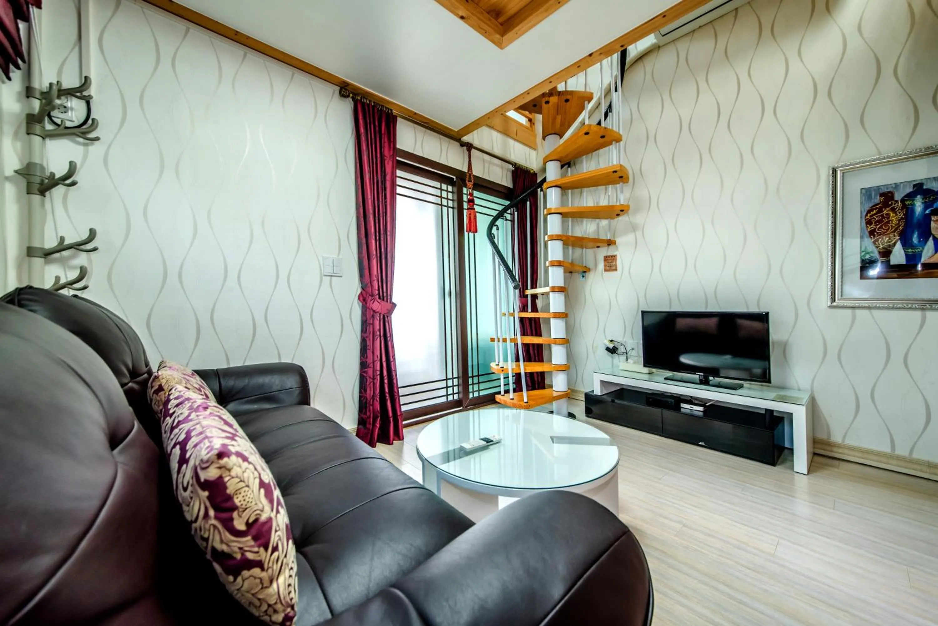 Living room in Jeju Hue Pension