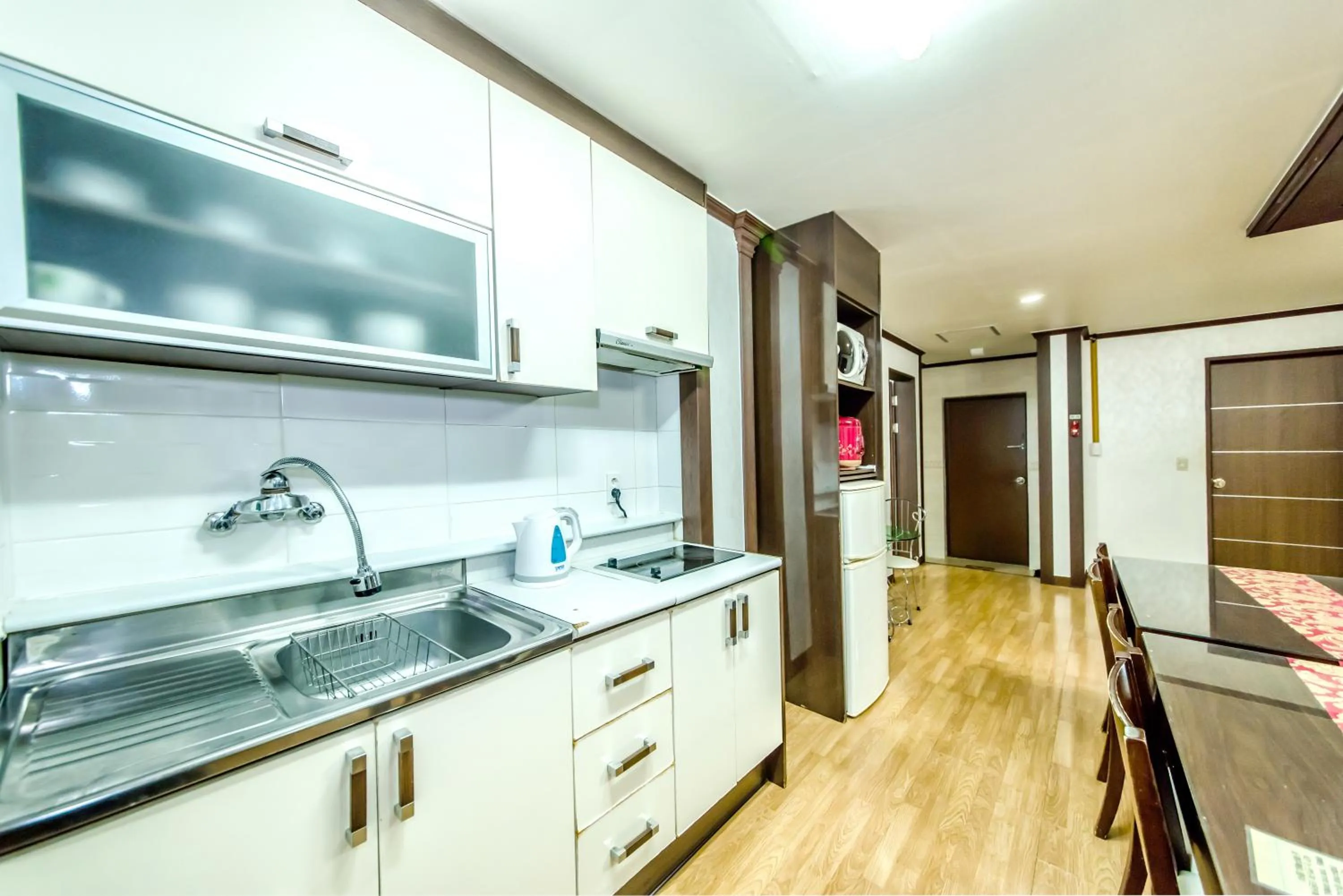 Dining area in Jeju Hue Pension