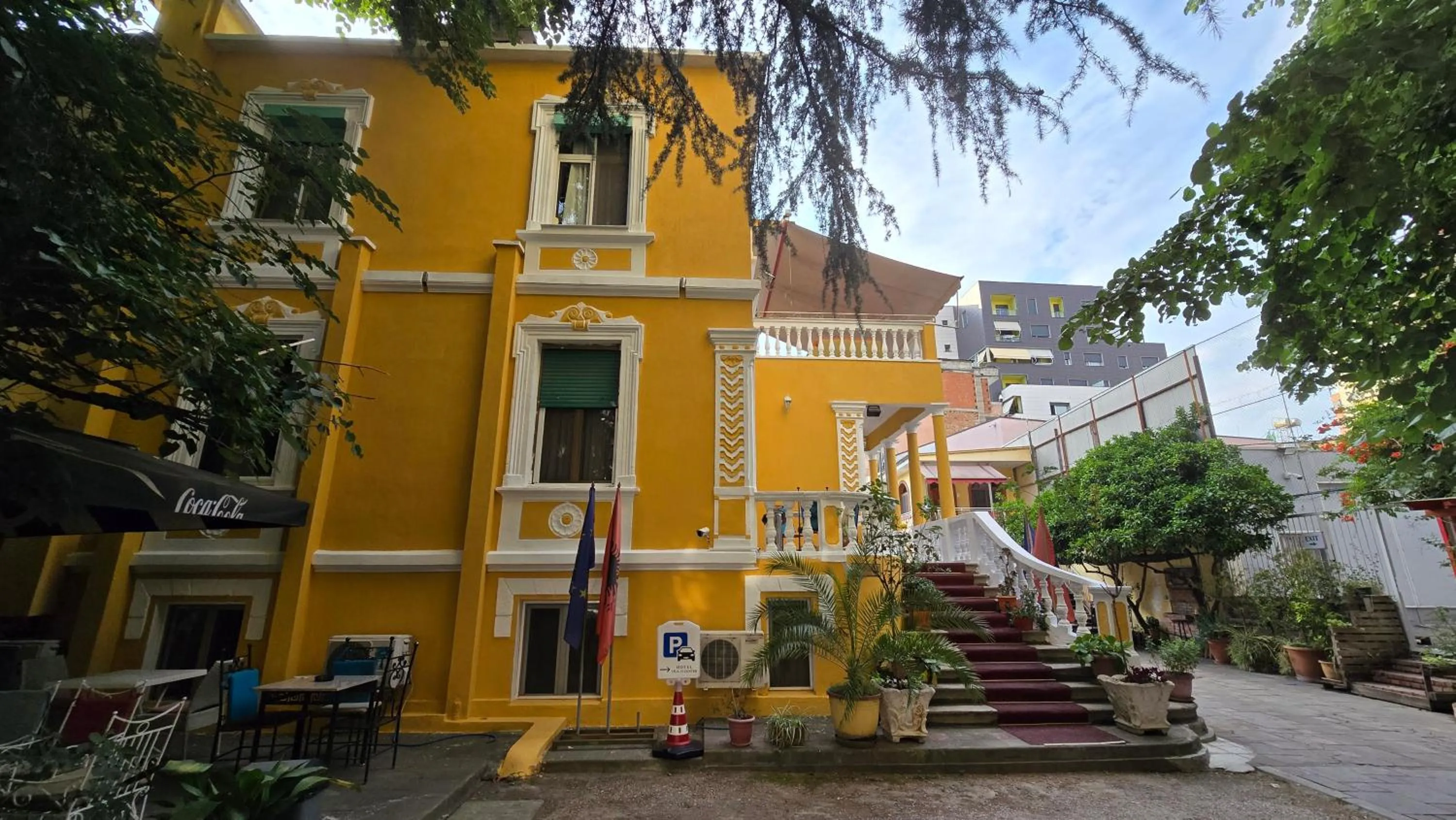 Property building in HOTEL VILA 15 - CENTER