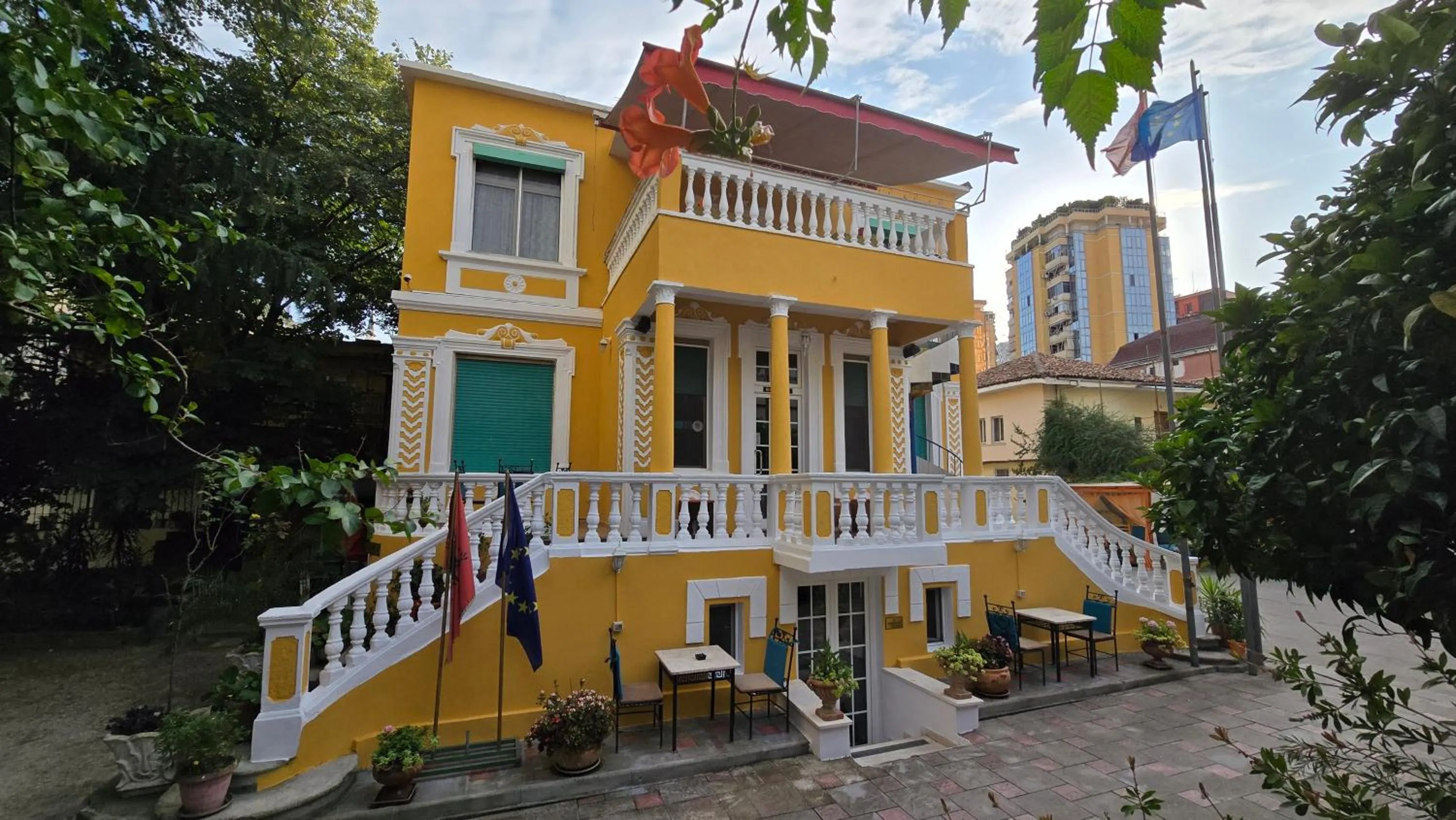 Property building in HOTEL VILA 15 - CENTER