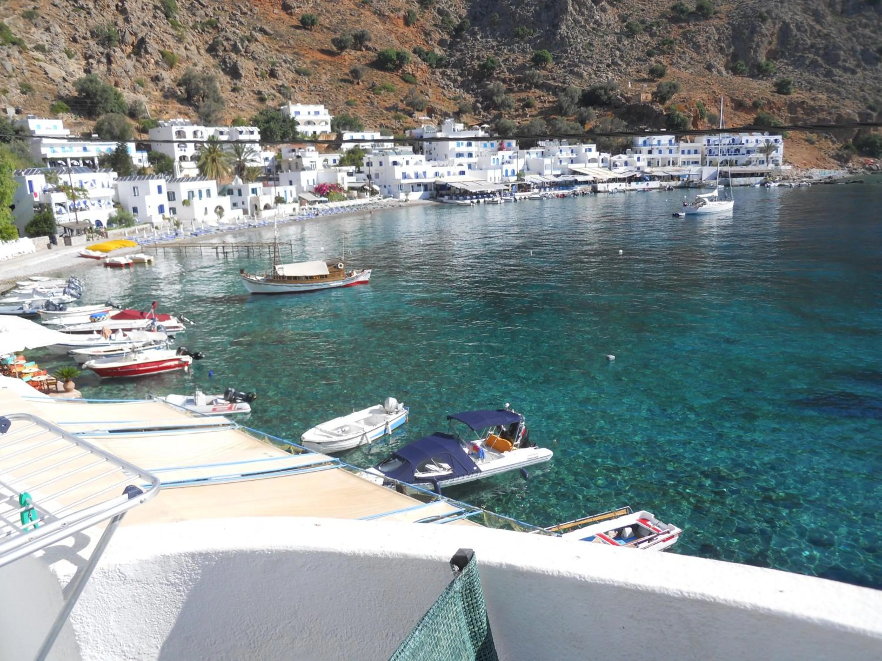 Beach in Daskalogiannis Hotel