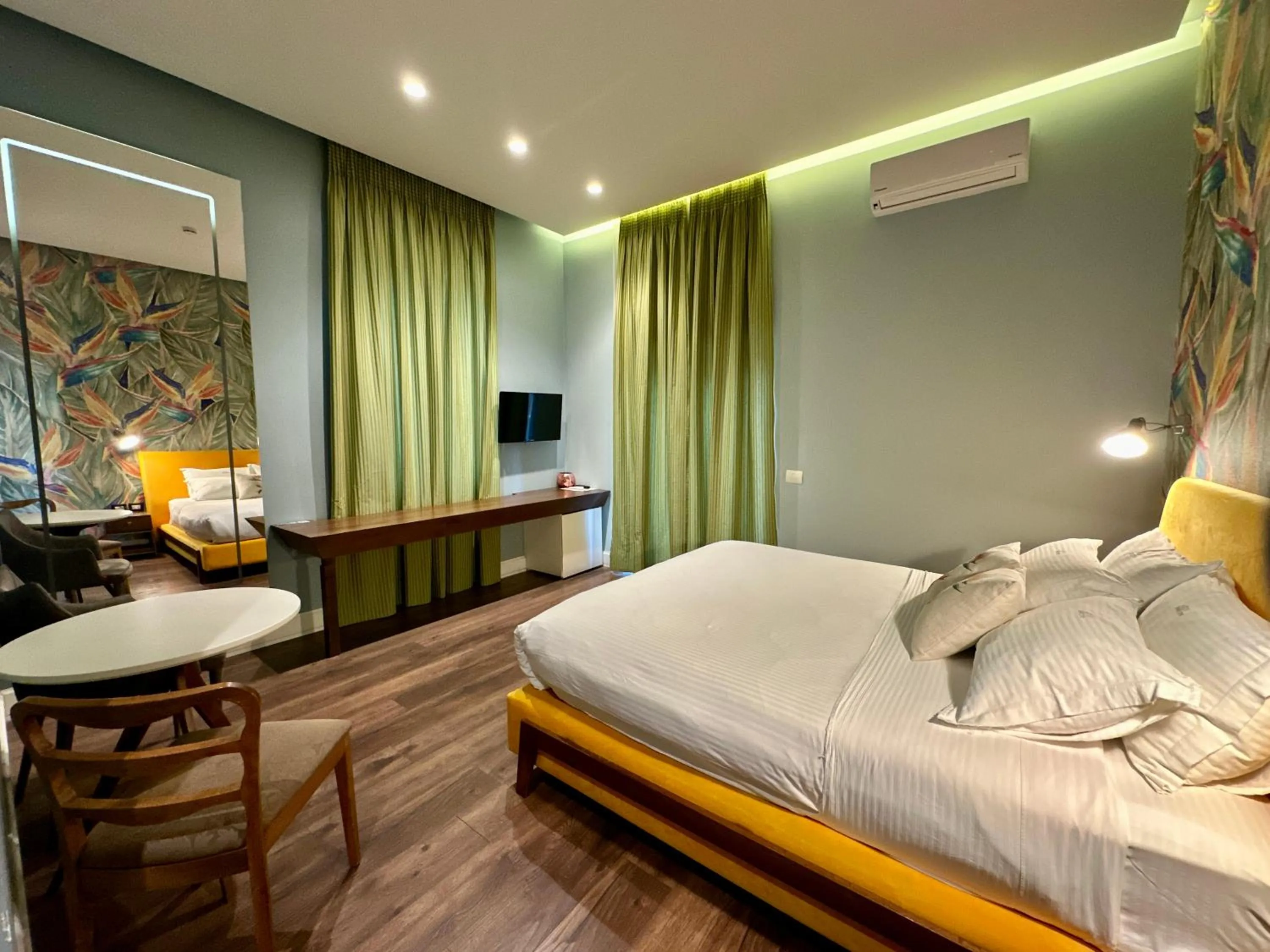 Bed in Le Palazzine Hotel