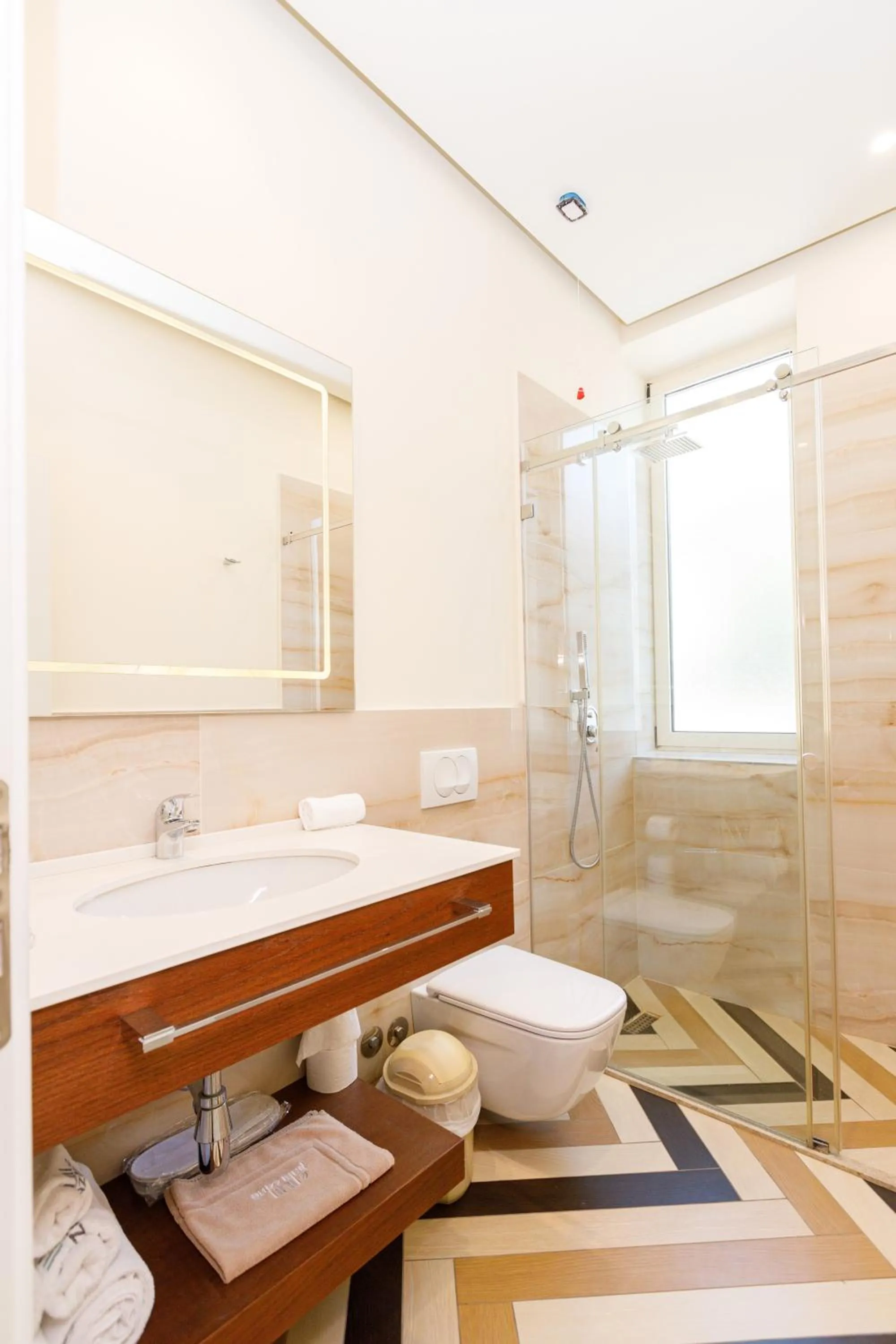 Shower in Le Palazzine Hotel