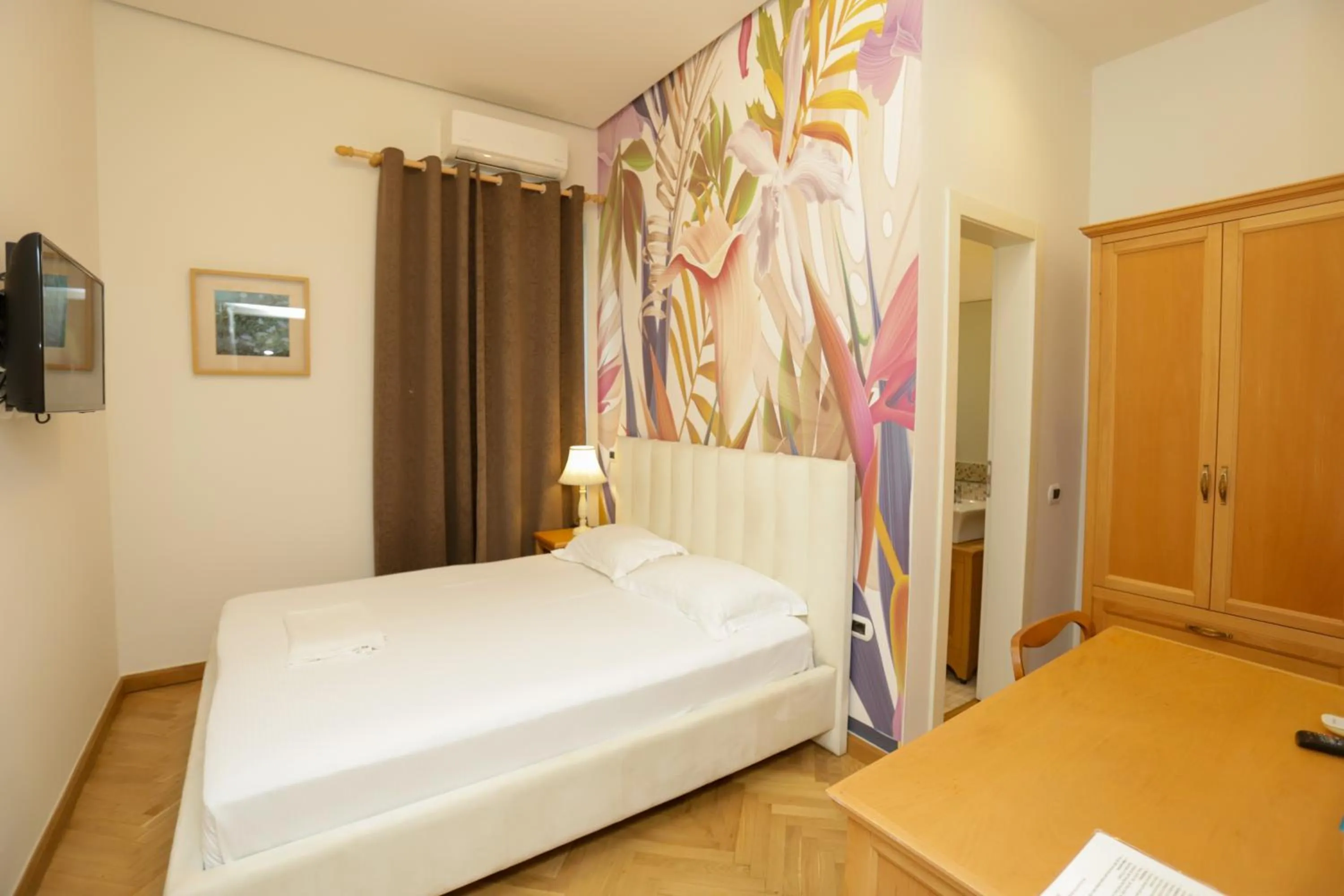 Photo of the whole room, Bed in Le Palazzine Hotel