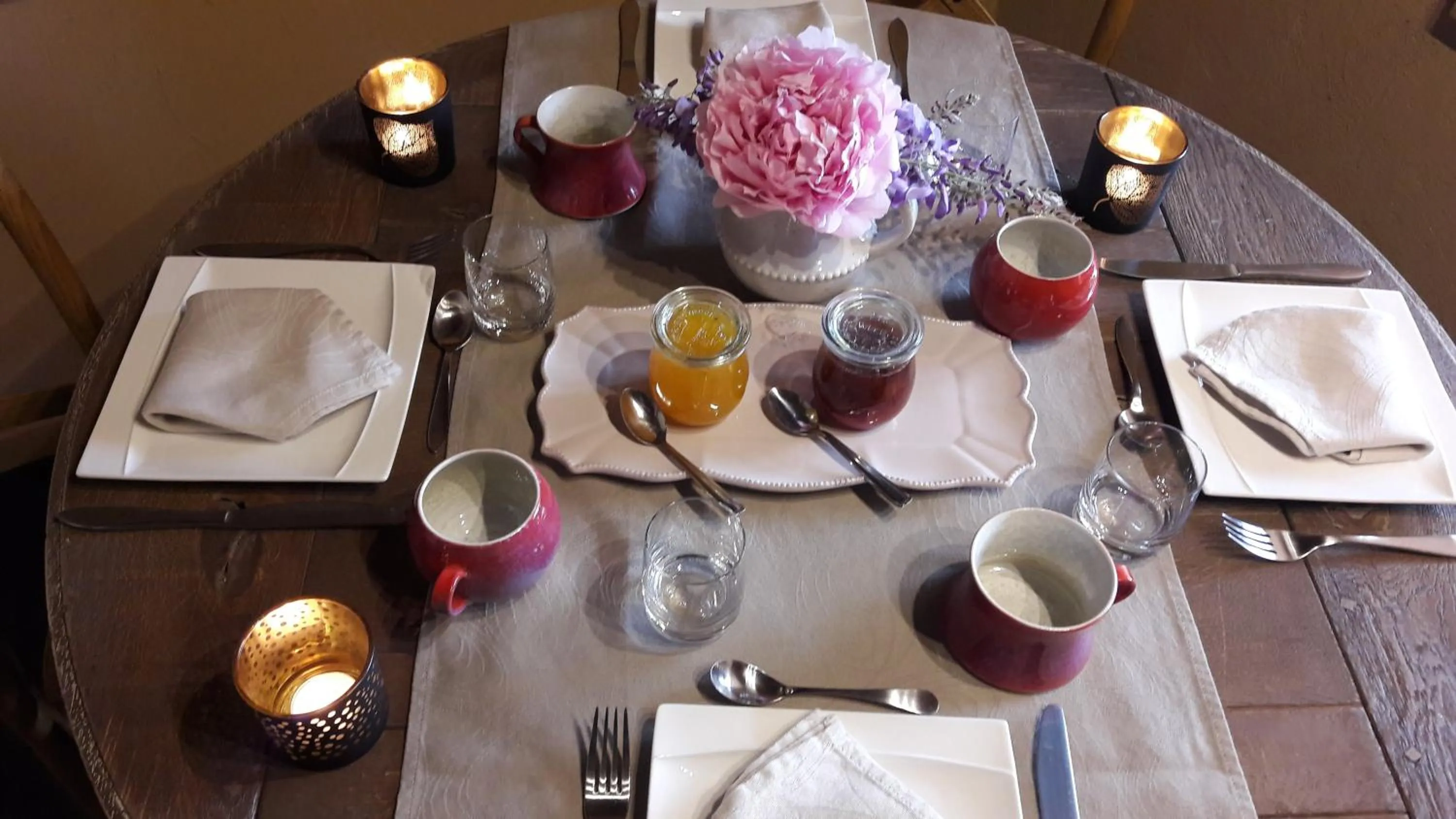 Breakfast in La Grange du couvent B&B