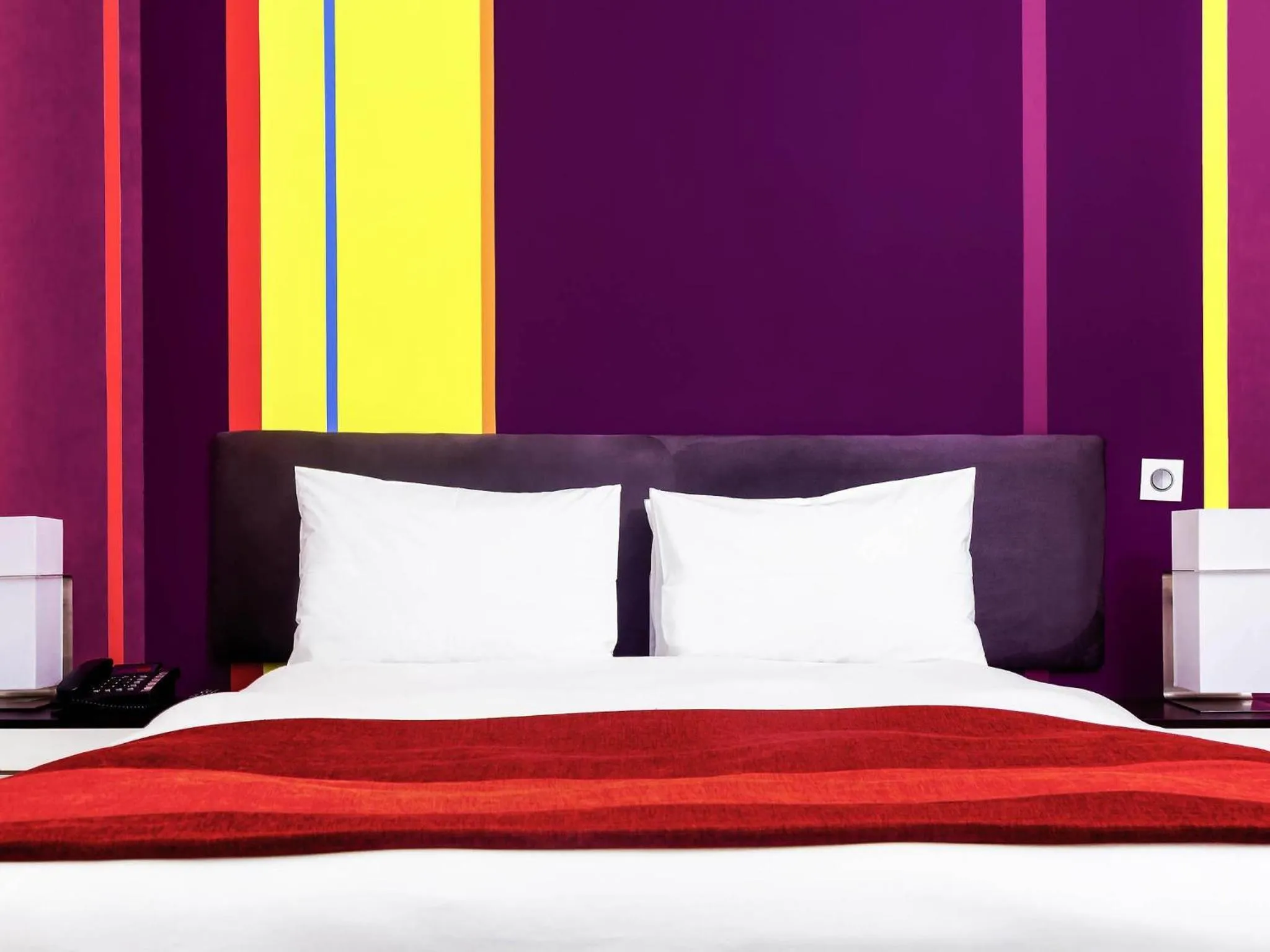 Bedroom, Bed in Ibis Styles Accra Airport