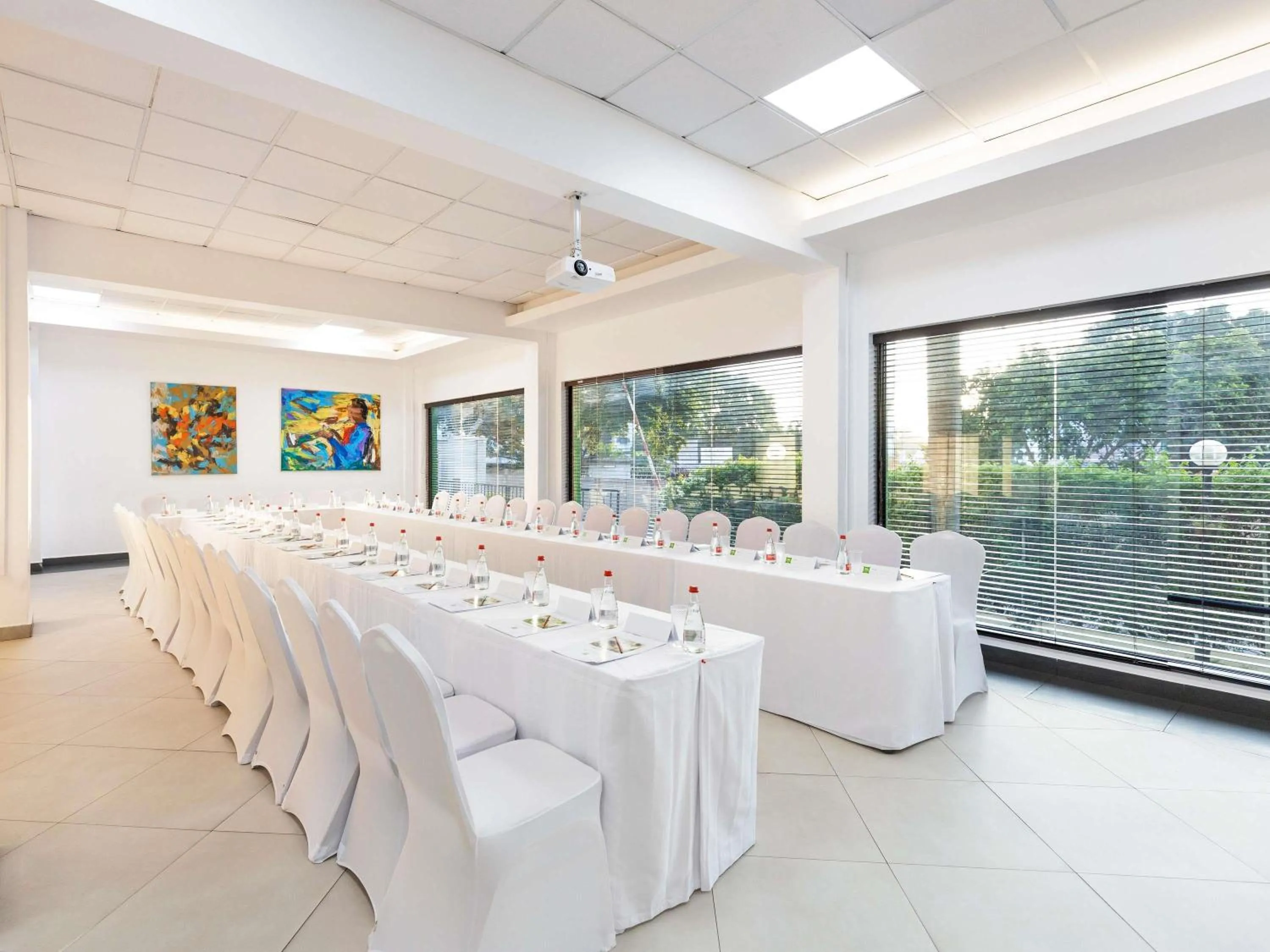 Meeting/conference room in Ibis Styles Accra Airport