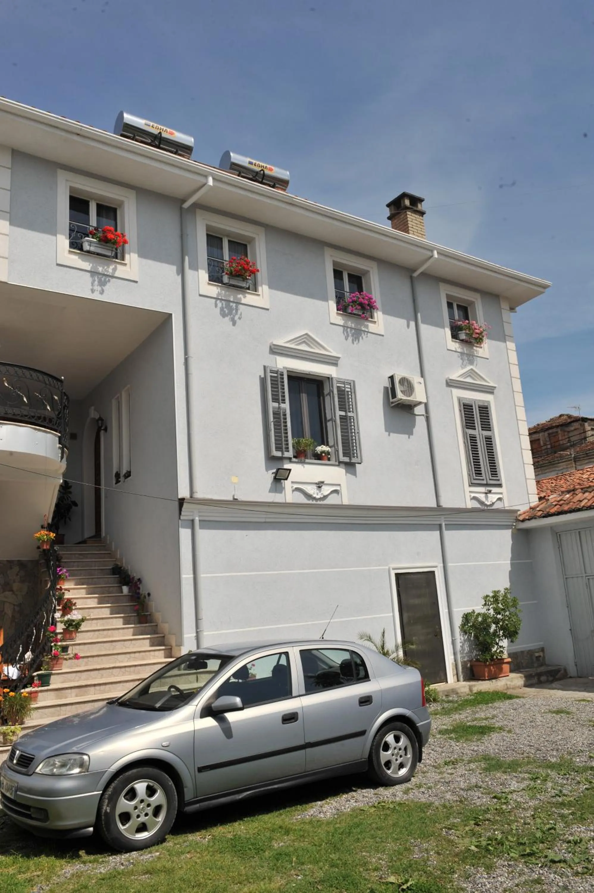 Property building in Rose Garden Hotel