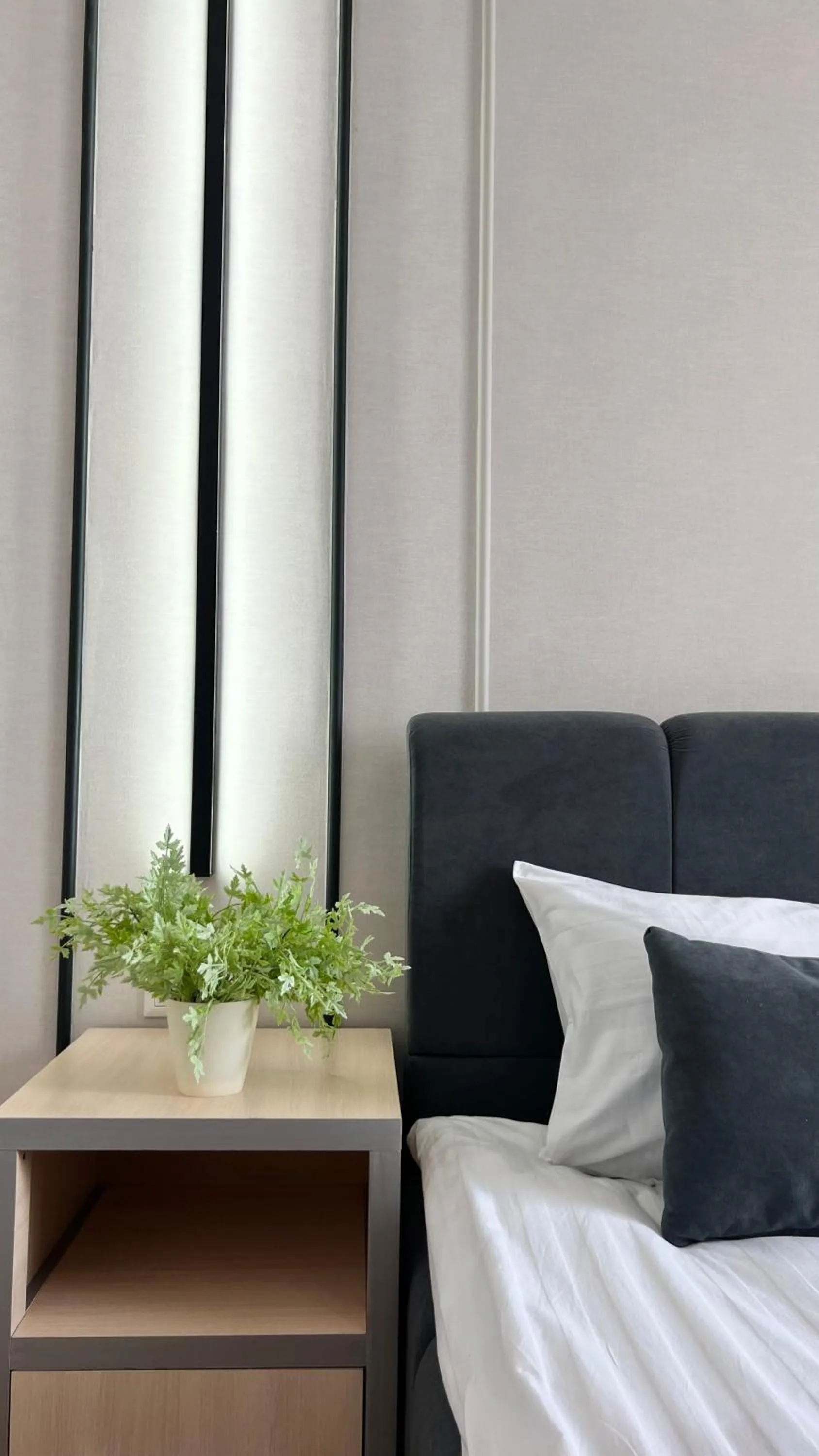 Bed in Caravan Hotel