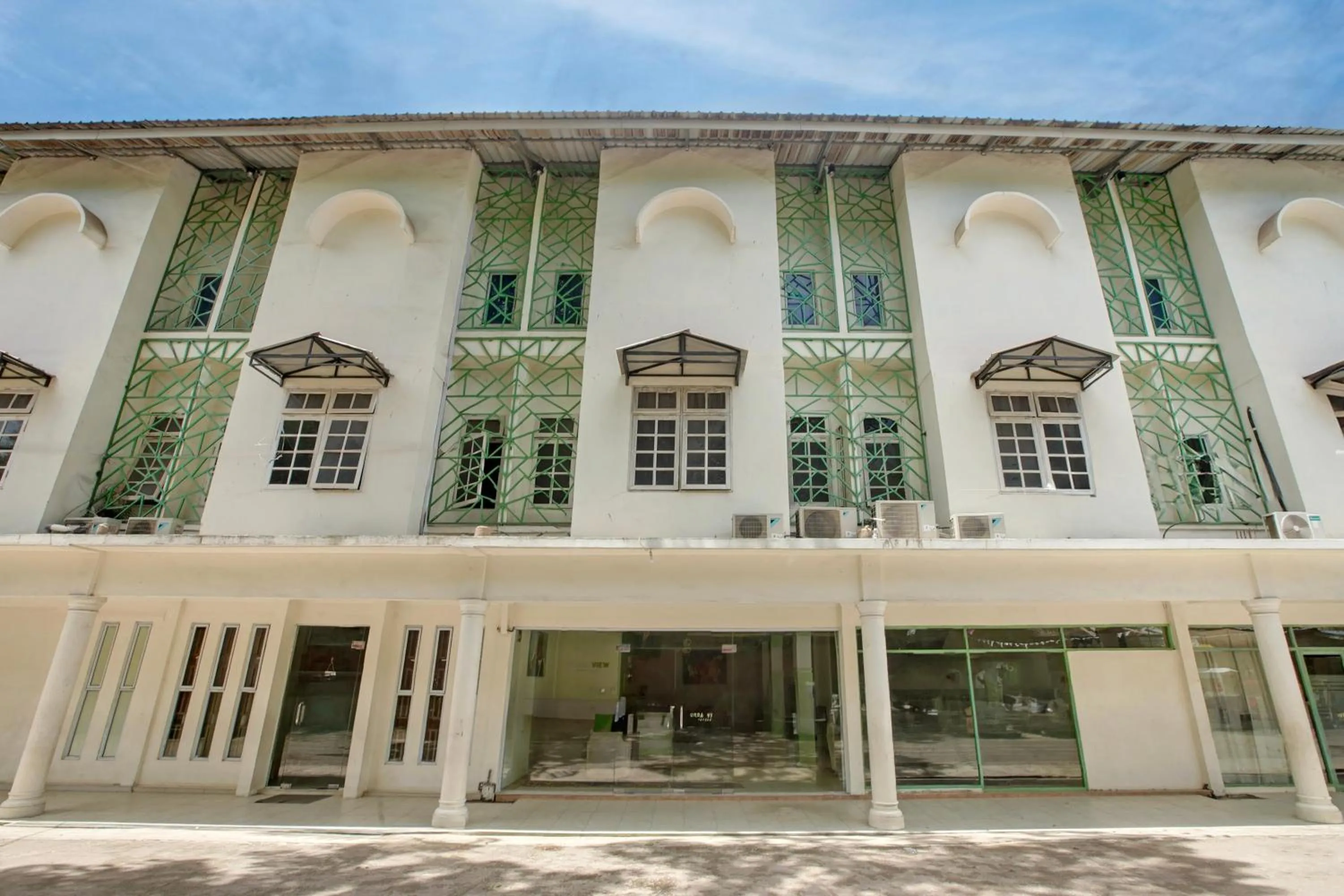 Facade/entrance in Collection O near Harbour Bay Mall formerly Kansa Hotel