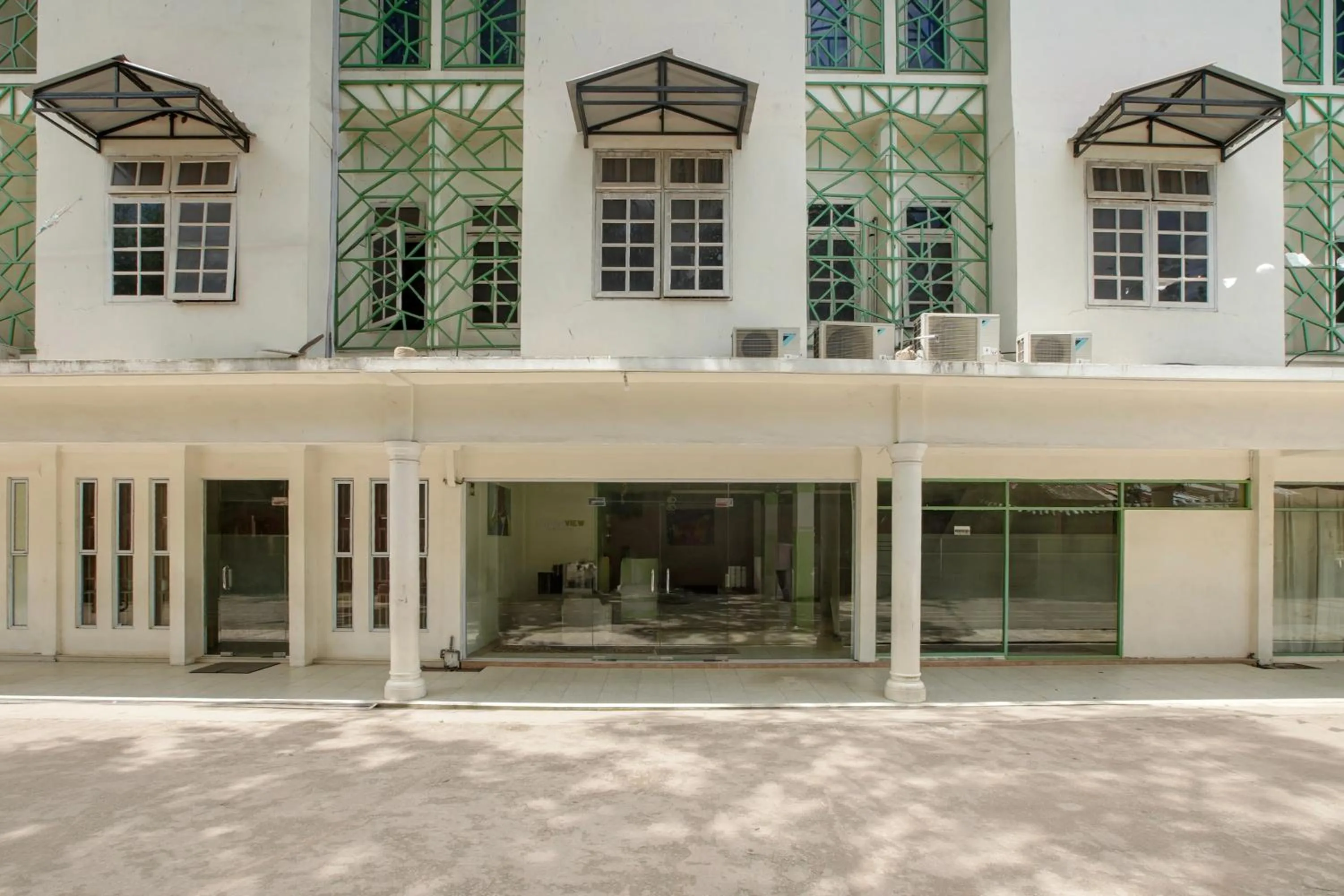 Facade/entrance in Collection O near Harbour Bay Mall formerly Kansa Hotel