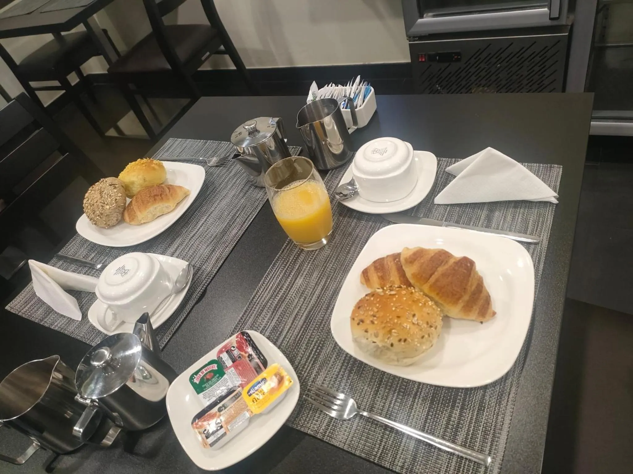 Breakfast in São Francisco Accommodation