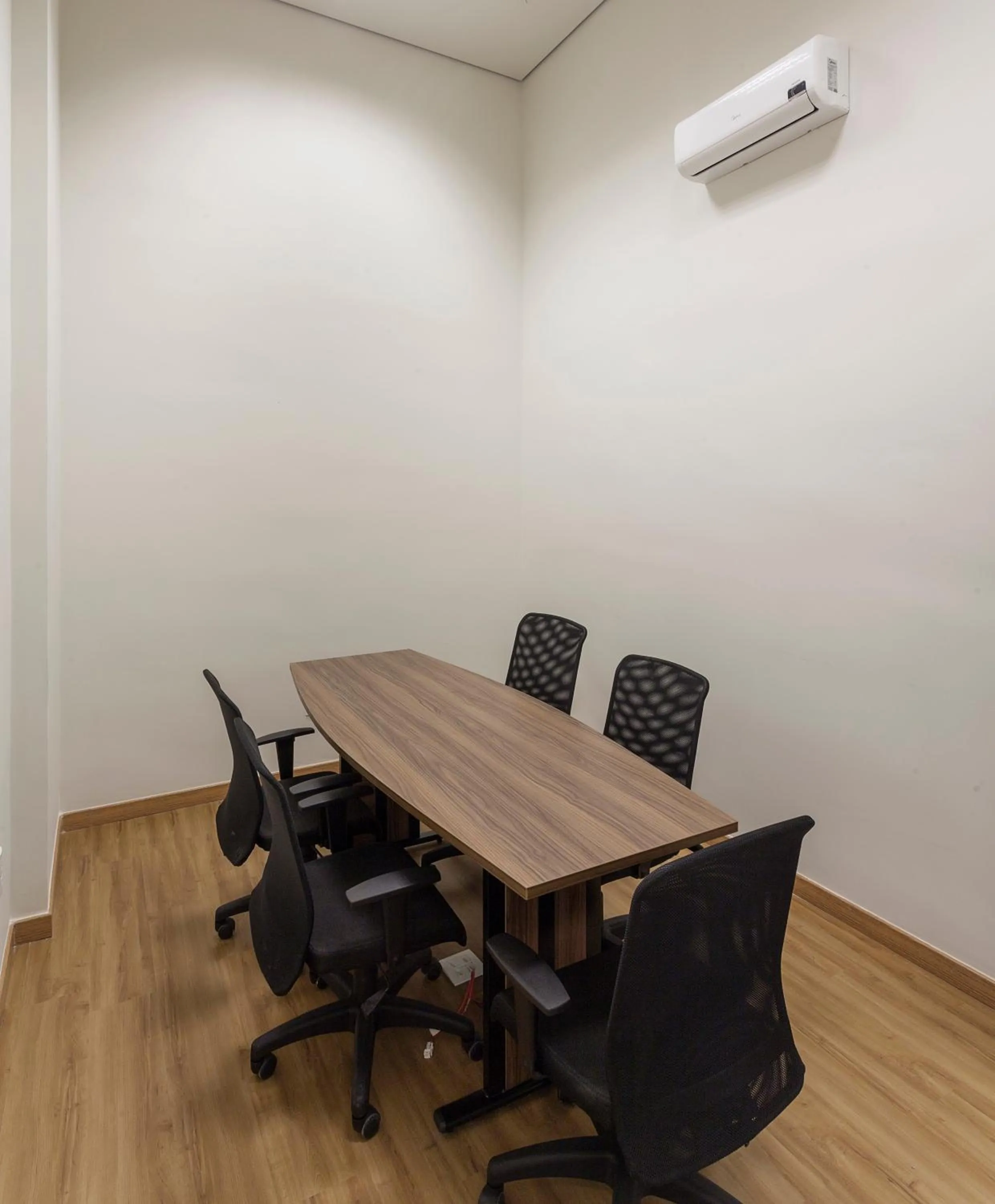 Meeting/conference room in Tulip Inn Sete Lagoas