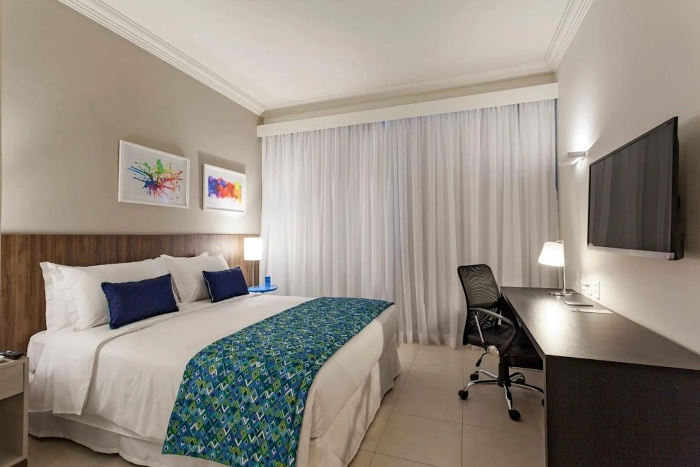 Bedroom, Bed in Tulip Inn Sete Lagoas