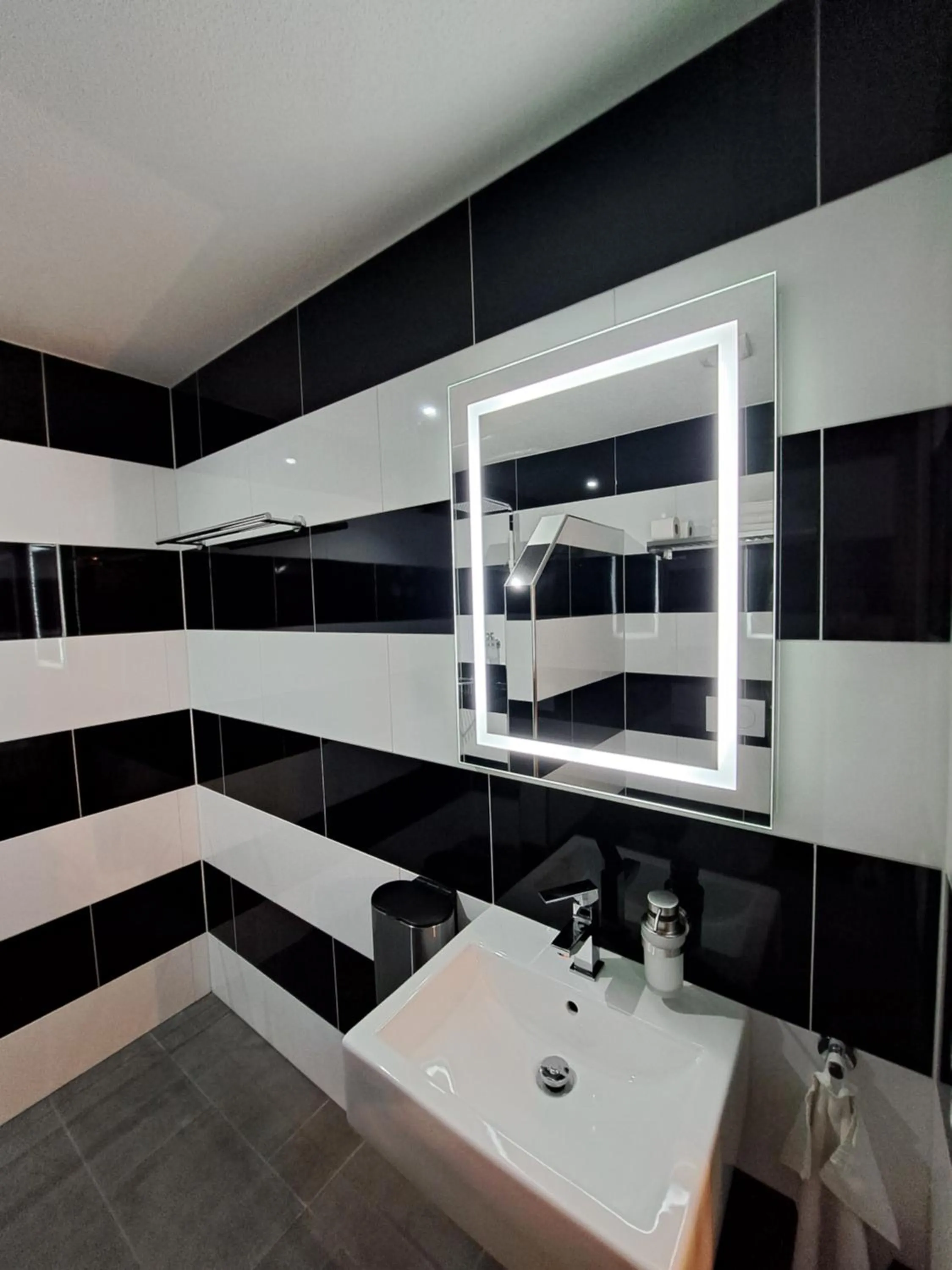 Shower in good bed biberist