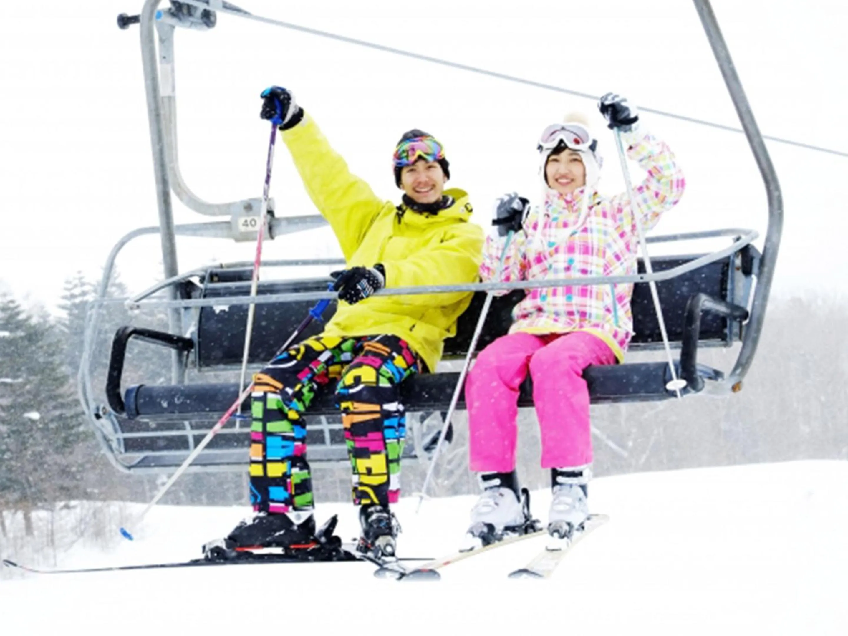 Skiing in Urabandai Lake Resort Goshiki no Mori