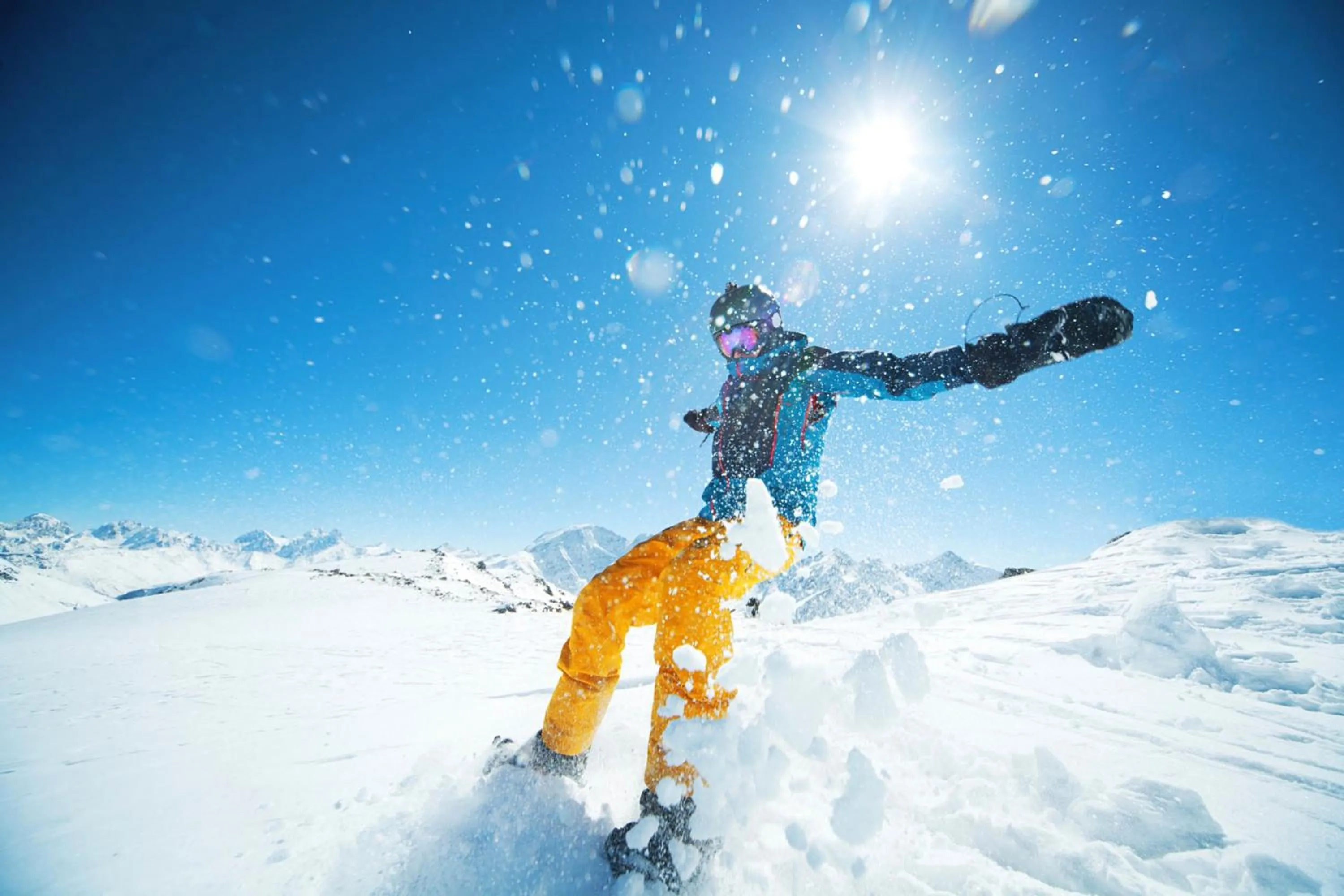 Skiing in Urabandai Lake Resort Goshiki no Mori