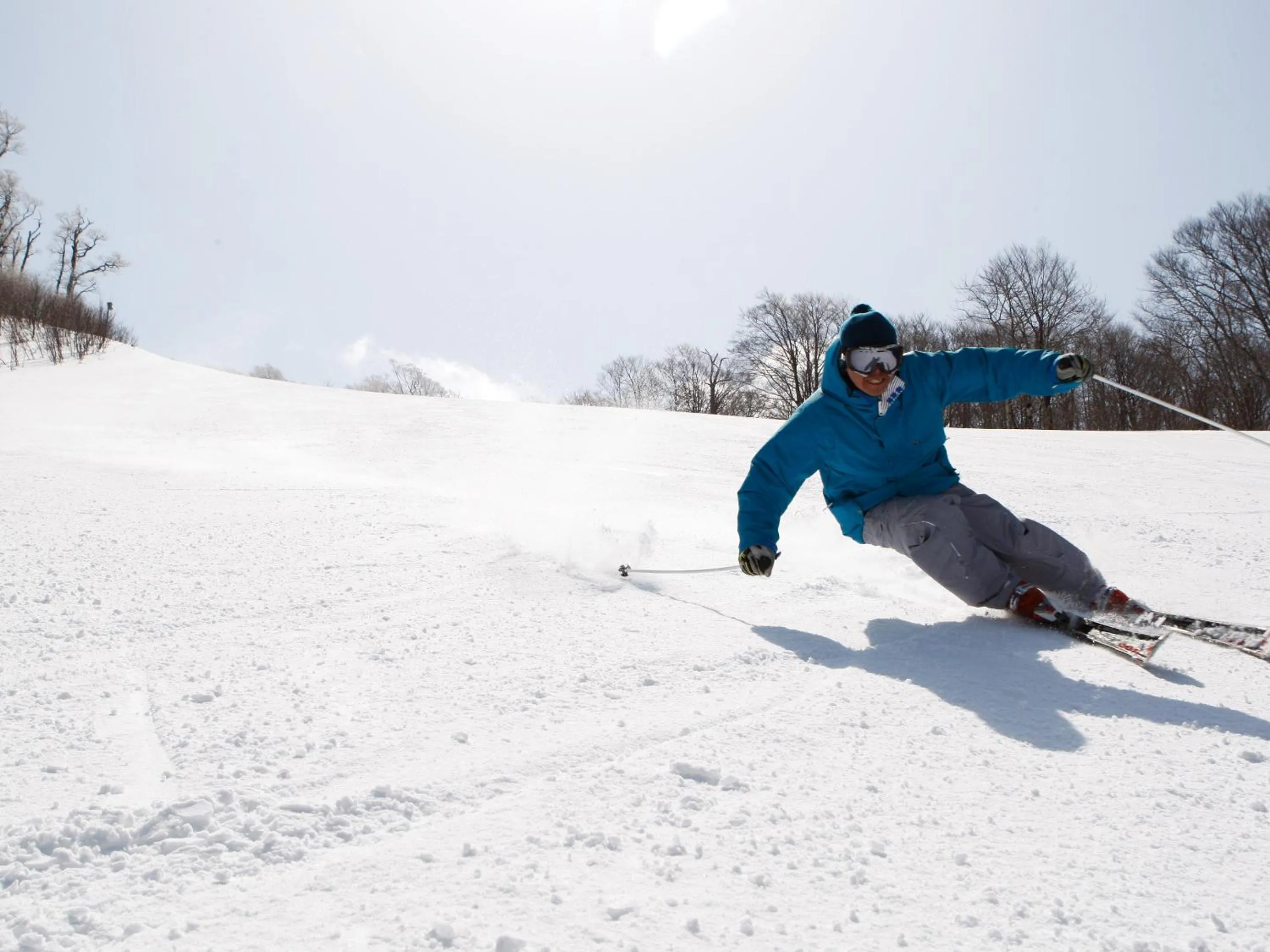 Skiing in Urabandai Lake Resort Goshiki no Mori