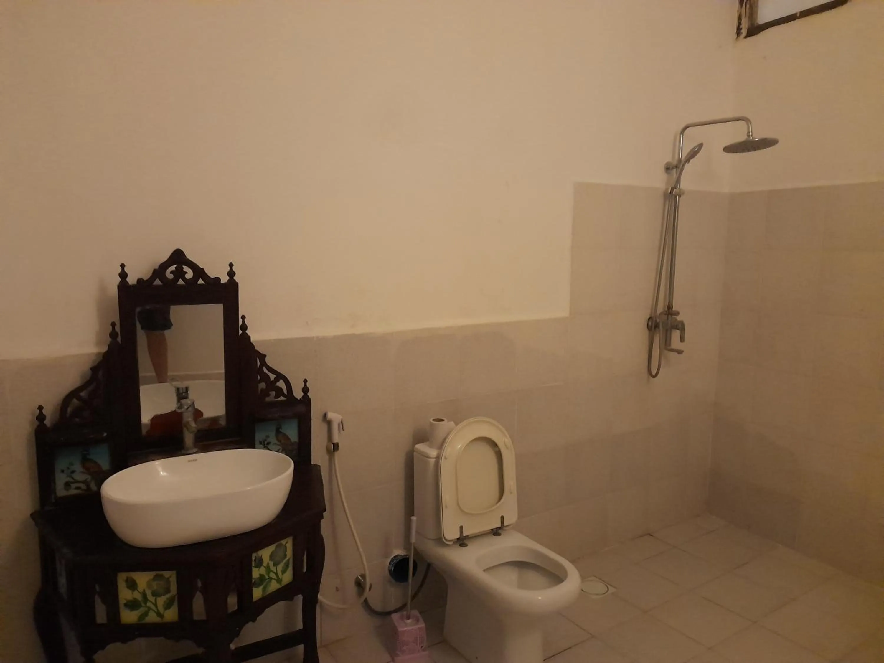 Bathroom in Riverman Hotel