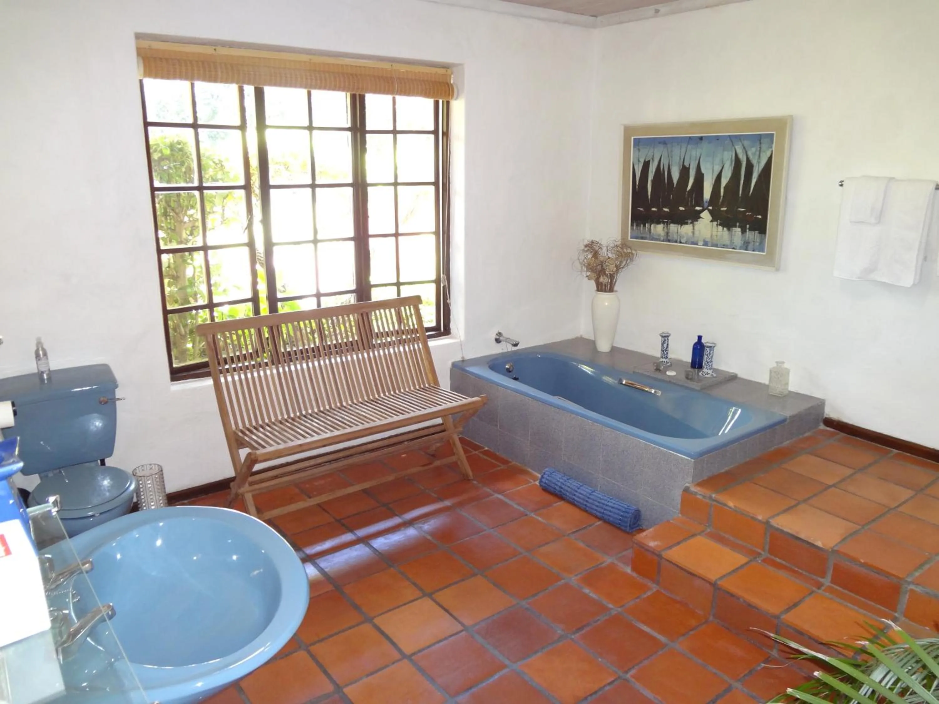 Bathroom in Wild Rose Country Lodge